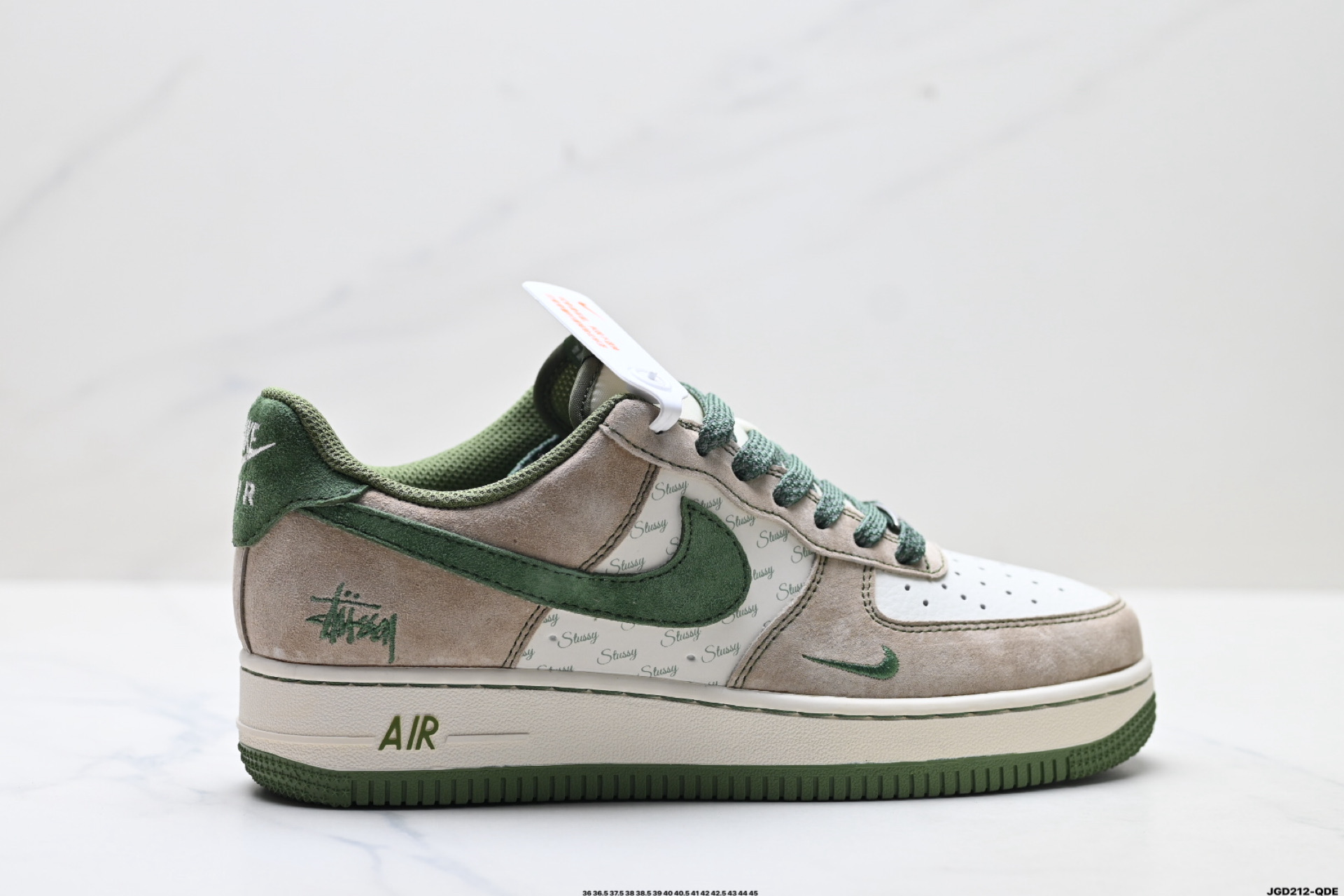 NIKE AIR FORCE 1‘07 LV8 XZ6188-226