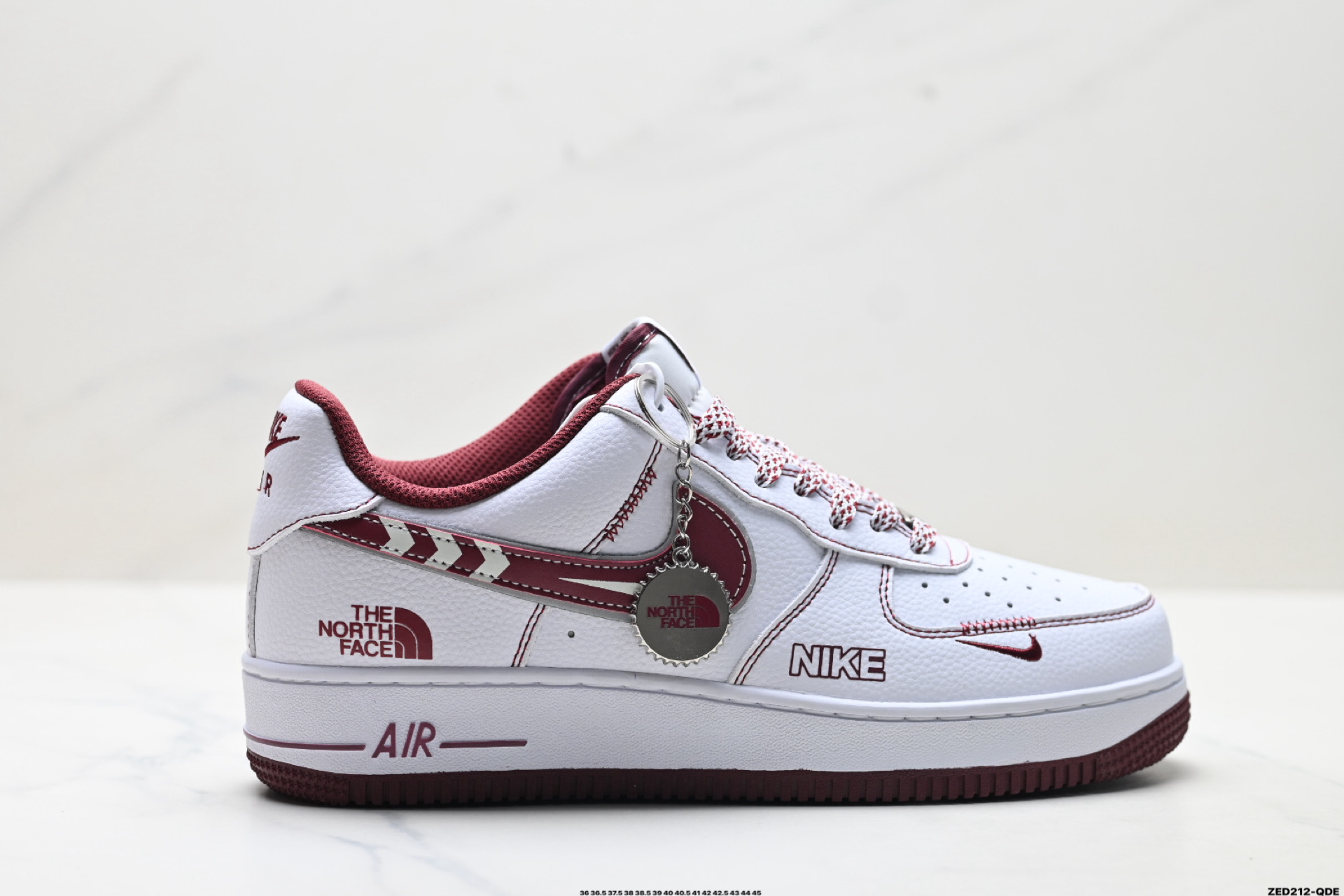 NIKE AIR FORCE 1‘07 SU2305-141