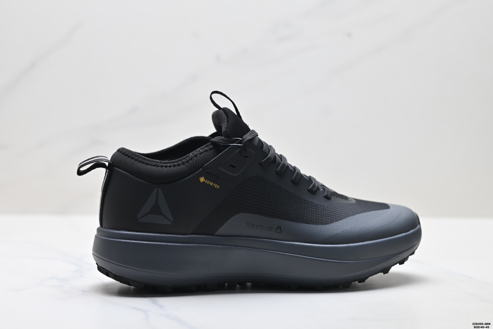 נעליי גברים Reebok Workout Plus RC 3.0 – נוחות ונוחות