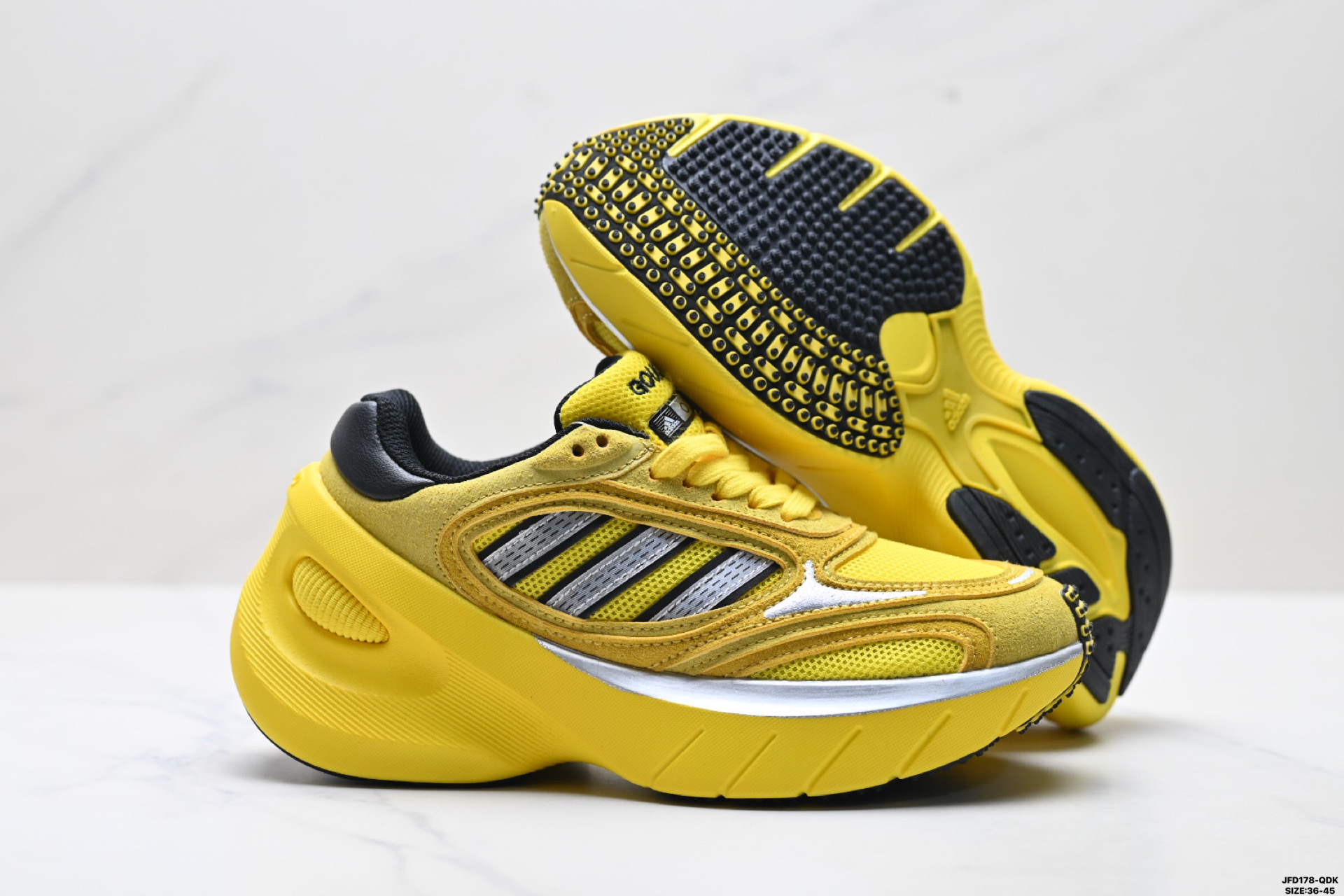 Adidas Adizero Goukana 阿迪达斯 百搭舒适耐磨透气 低帮休闲鞋 JP7218