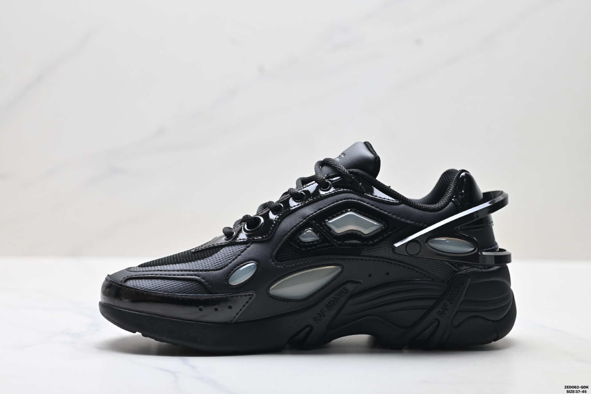 RAF SIMONS CYLON-21 潮流运动 织物皮革 圆头系带 低帮休闲鞋 HR740011L-0370