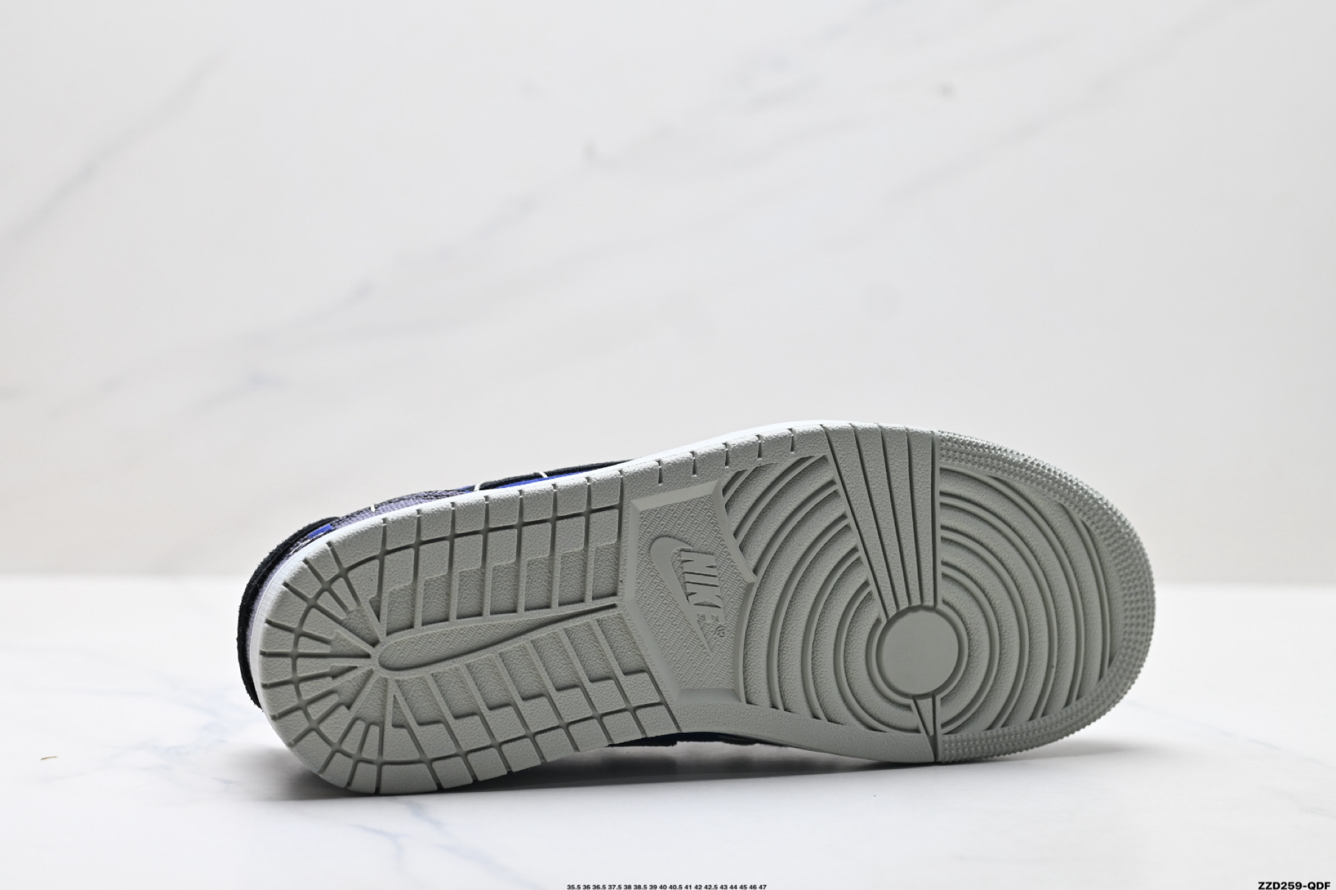 Nike Air Jordan 1 Retro Low OG 耐克 AJ1乔1低帮休闲板鞋 IH2309-500 Nike Air Jordan 1 Retro Low OG 耐克 AJ1乔1低帮休闲板鞋 IH2309-500