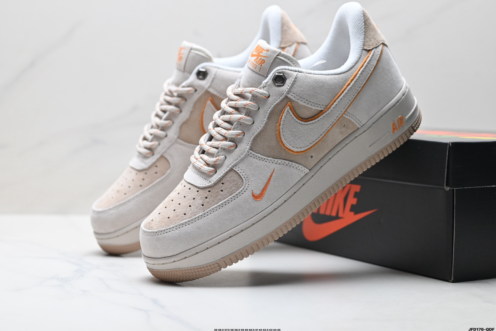 NIKE AIR FORCE 1‘07 LV8 DY9867-107