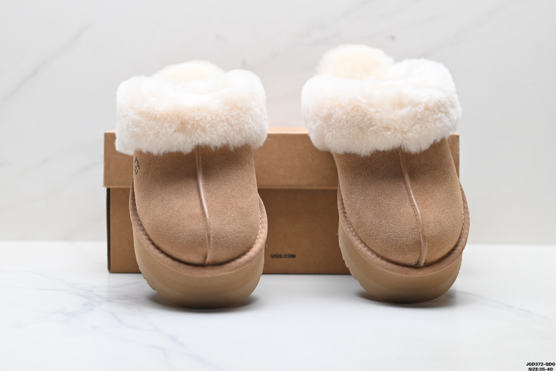 200 UGG CLASSIC MINI 轻便舒适 麂皮 低帮保暖雪地靴 1122550