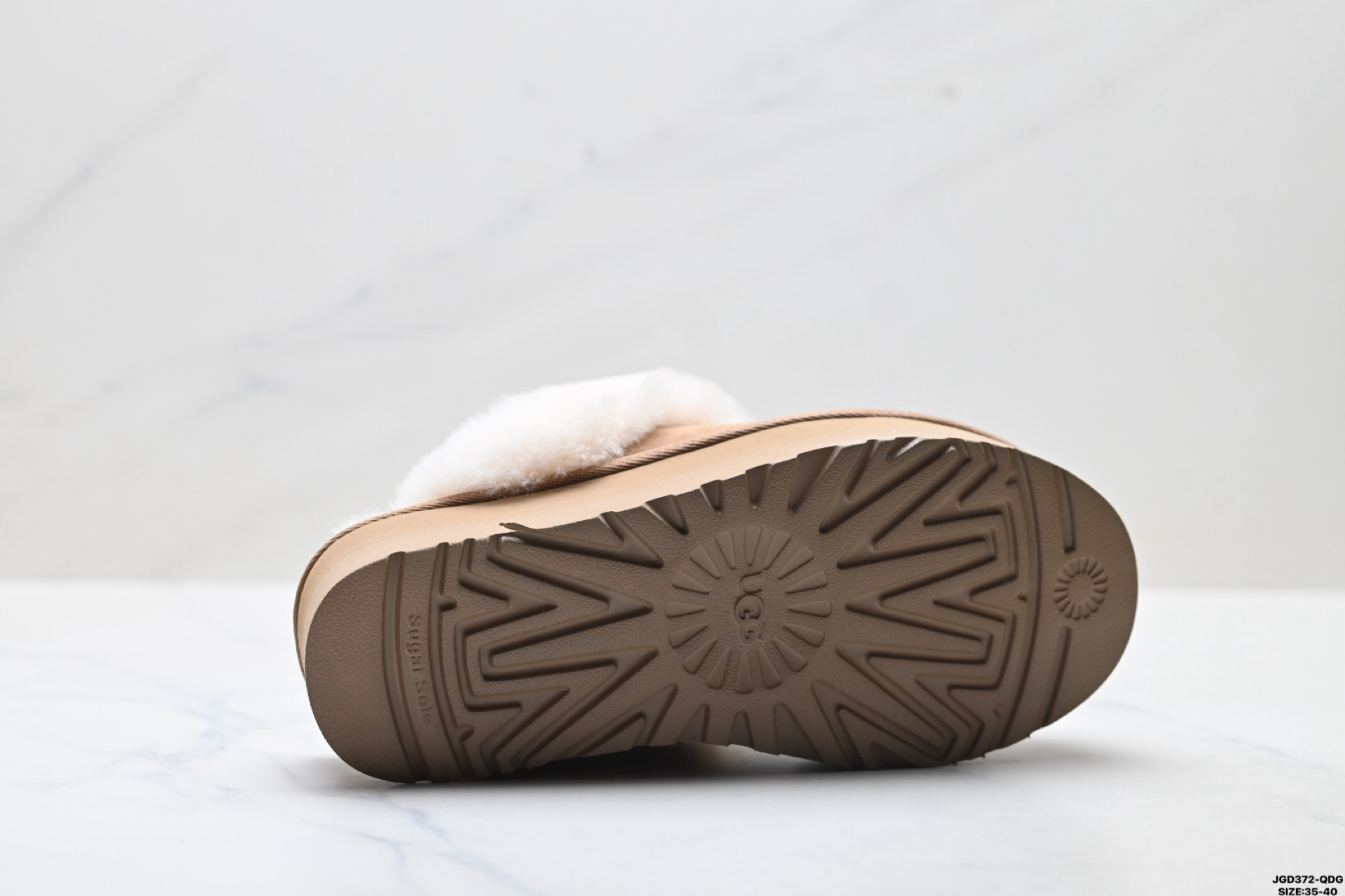 200 UGG CLASSIC MINI 轻便舒适 麂皮 低帮保暖雪地靴 1122550