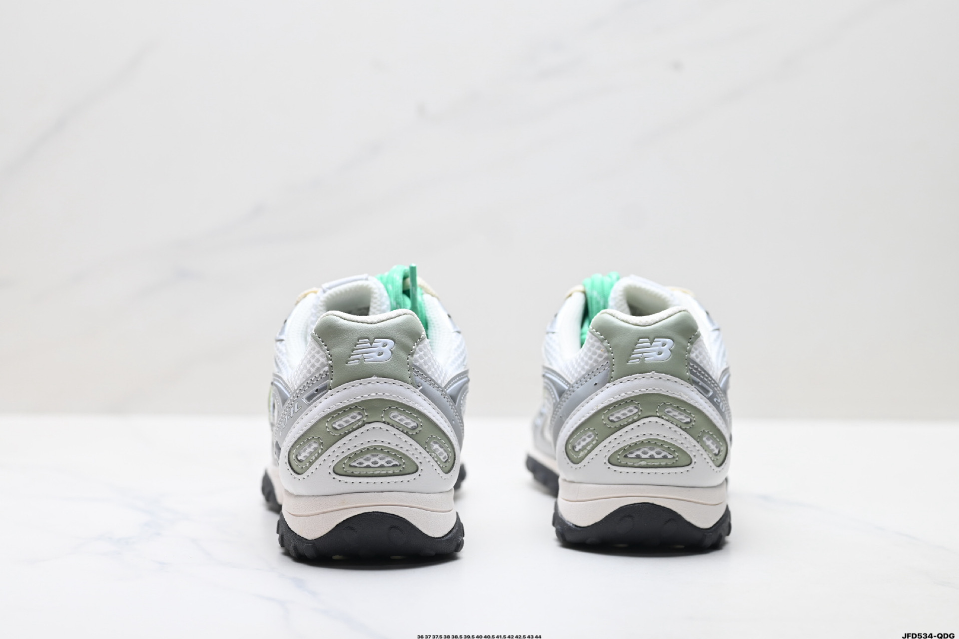 190 New Balance 204L系列 新百伦 薄底鞋 薄底皮质鞋带德训系 减震耐磨包裹性支撑轻便 低帮 生活休闲鞋 U204LSWB