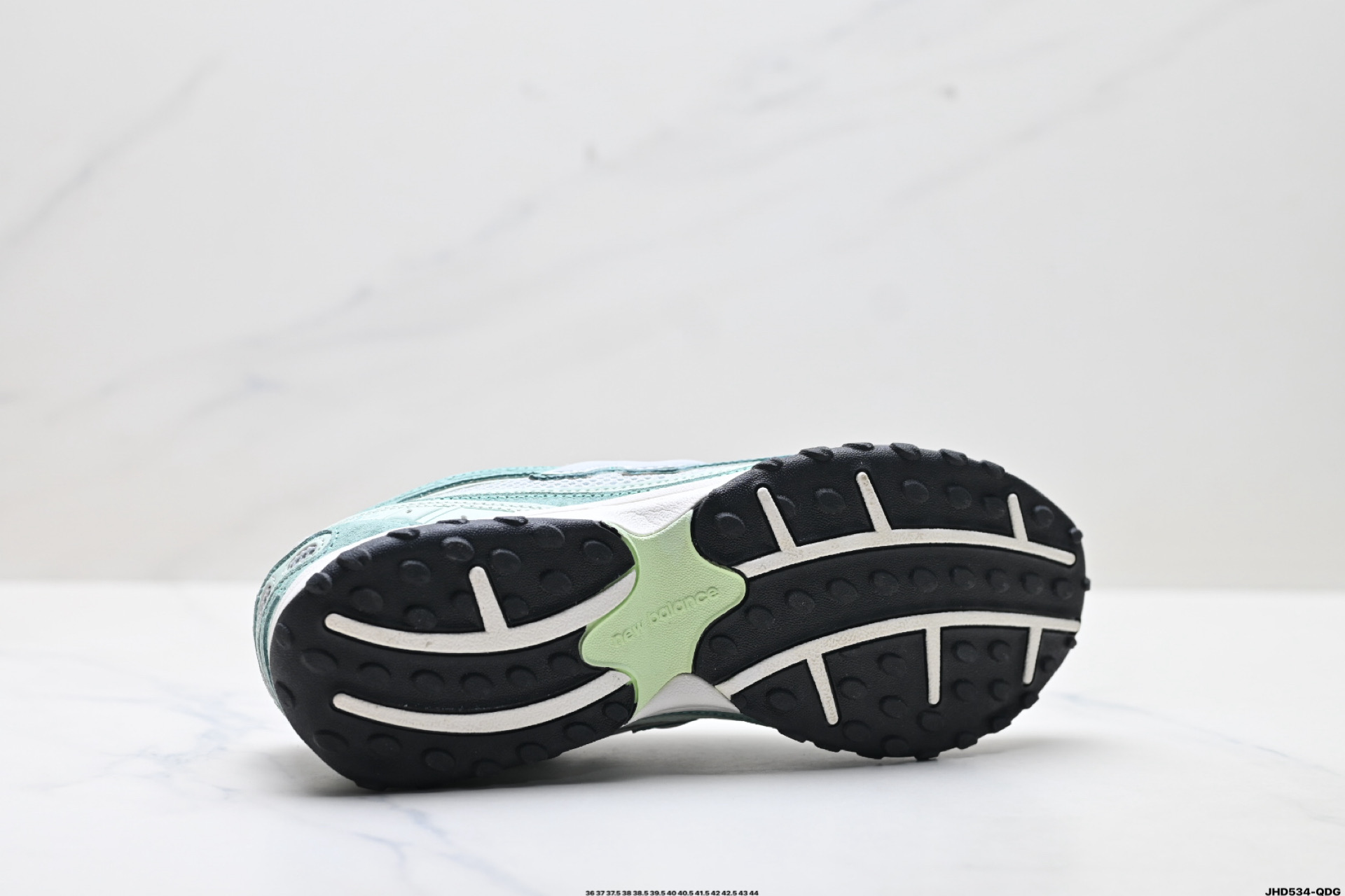 210 New Balance 204L系列 新百伦 薄底鞋 薄底皮质鞋带德训系 减震耐磨包裹性支撑轻便 低帮 生活休闲鞋 U204LKTA