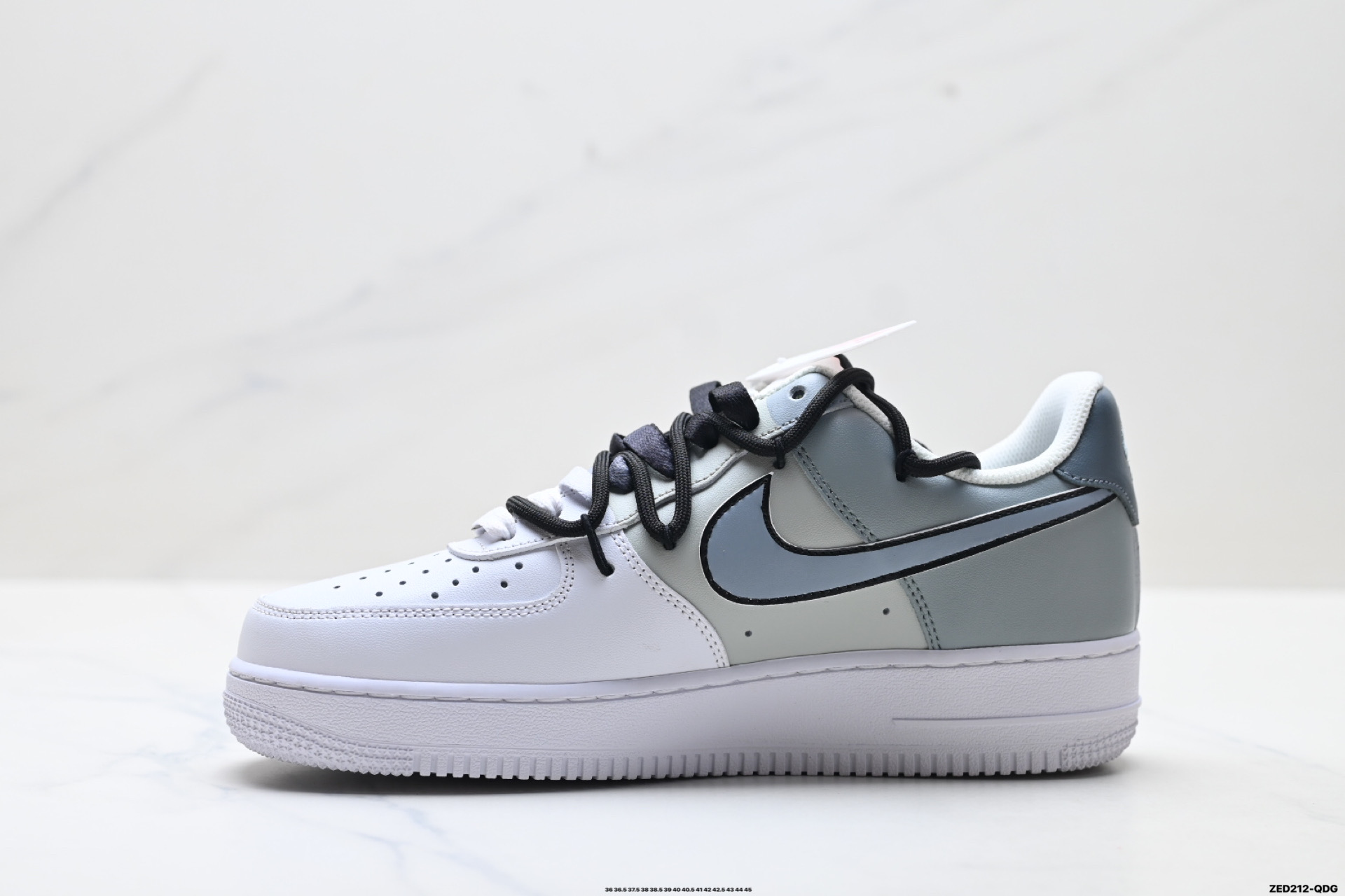 NIKE AIR FORCE 1‘07 CW2288-111