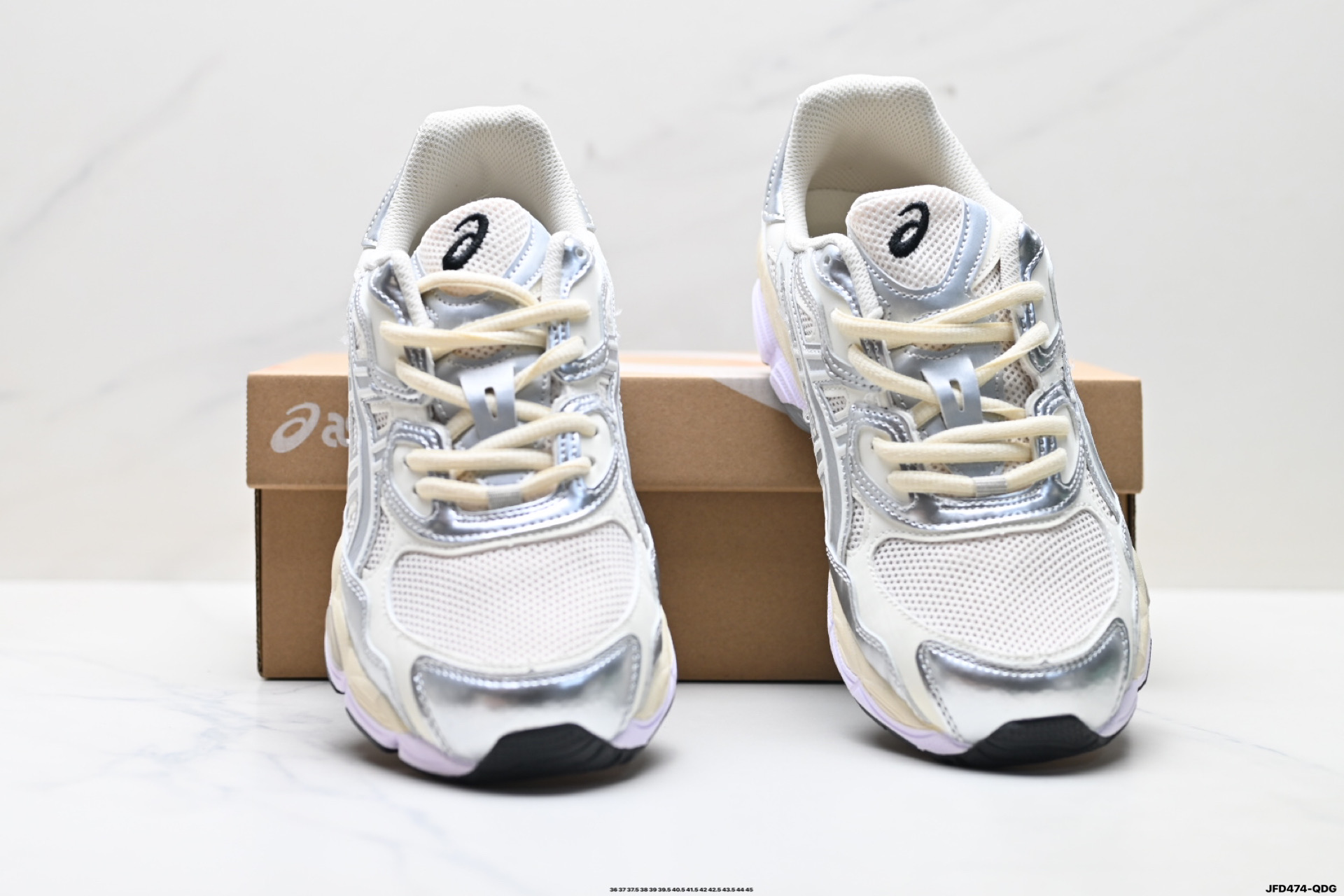 190 ASICS GEL-NYC 亚瑟士 透气网眼鞋面 配合部分合成革材质 采用全新AHAR+橡胶材质 更加耐磨 1203A805-101