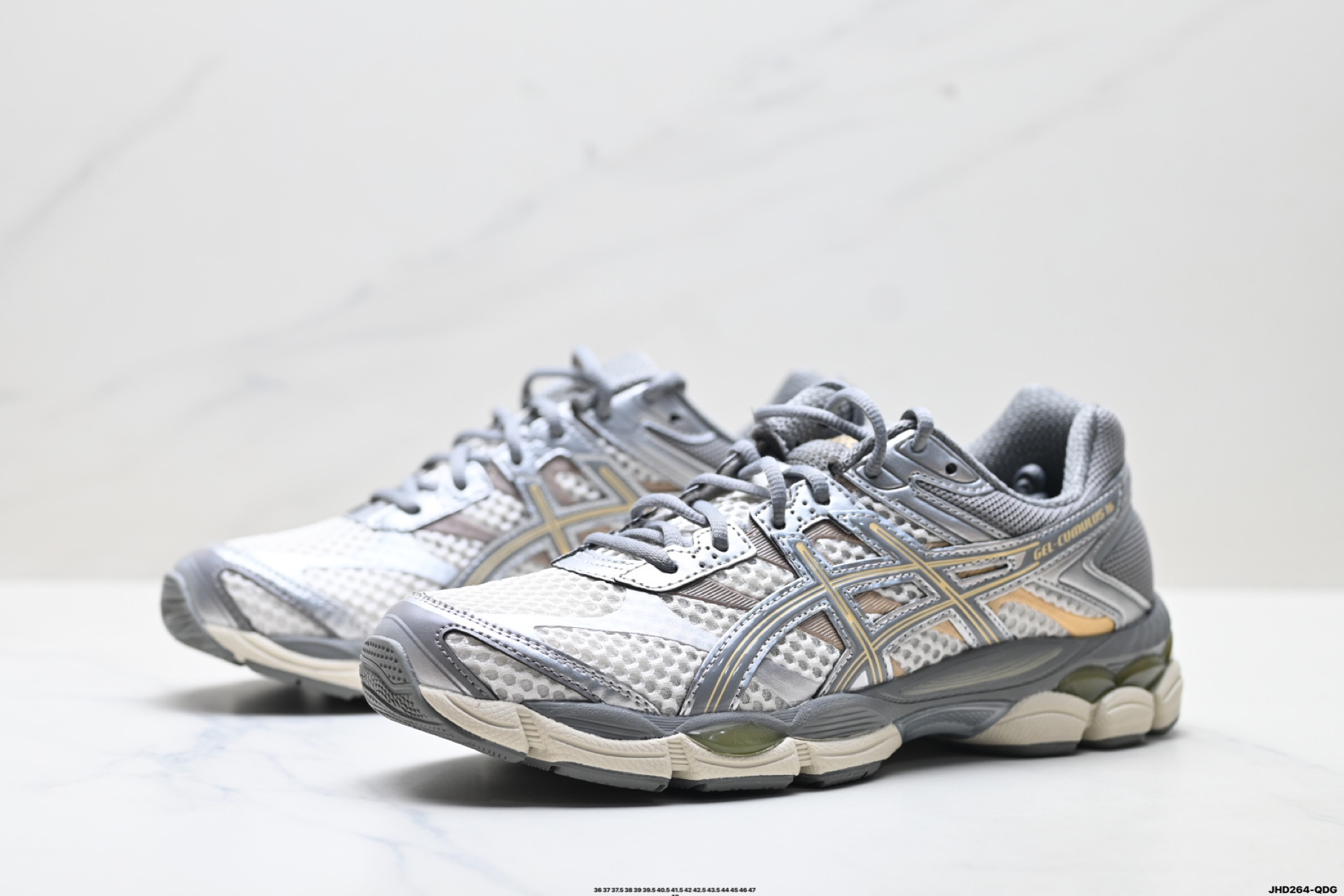 210 Asics Gel-Cumulus 16 亚瑟士 防滑耐磨 休闲运动鞋 1203A733-101