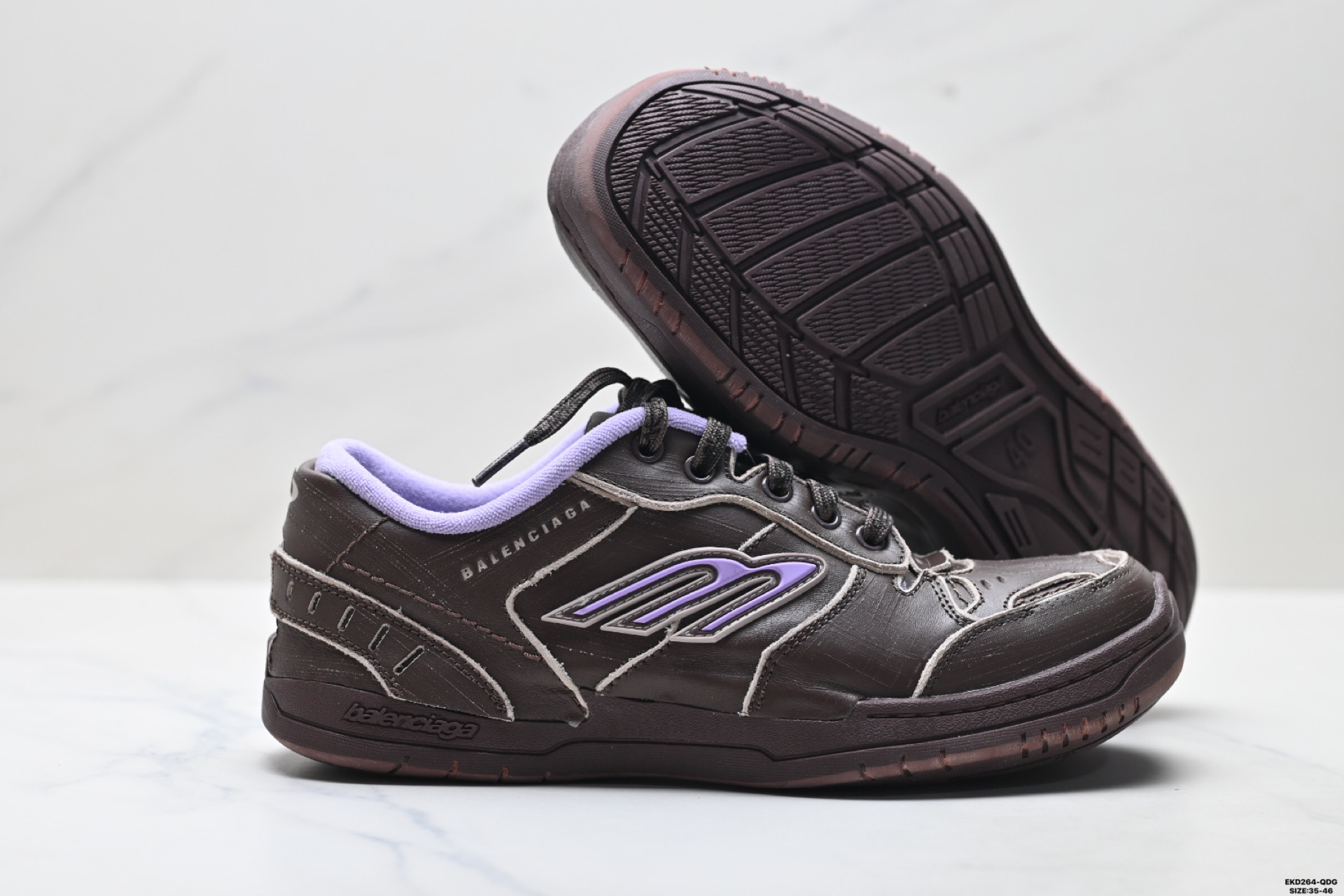 410 Balenciaga巴黎世家 Hamptons Worn-Out 圆头系带做旧低帮板鞋 841763 WCURS 2050