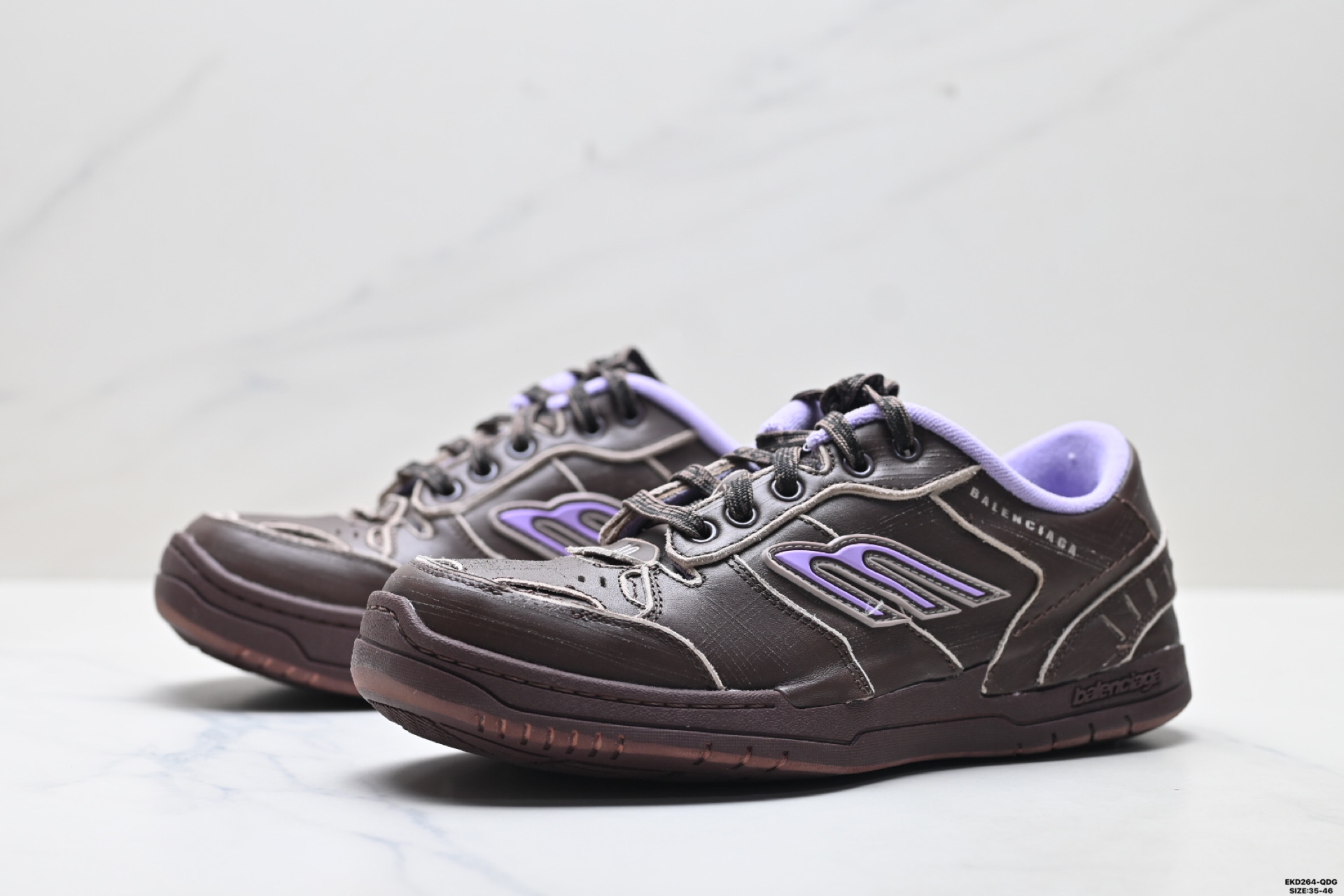 410 Balenciaga巴黎世家 Hamptons Worn-Out 圆头系带做旧低帮板鞋 841763 WCURS 2050