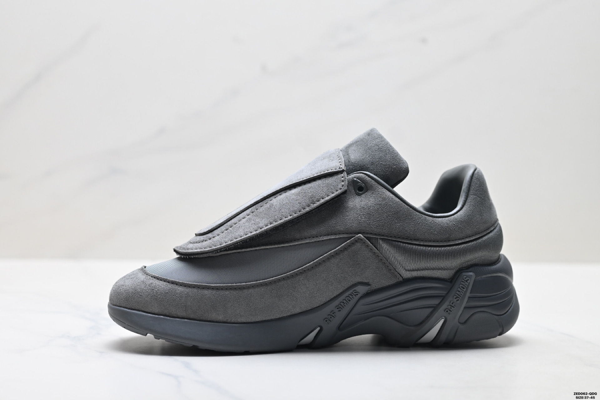 280 RAF SIMONS CYLON-21 潮流运动 织物皮革 圆头系带 低帮休闲鞋 HR740001L-2959