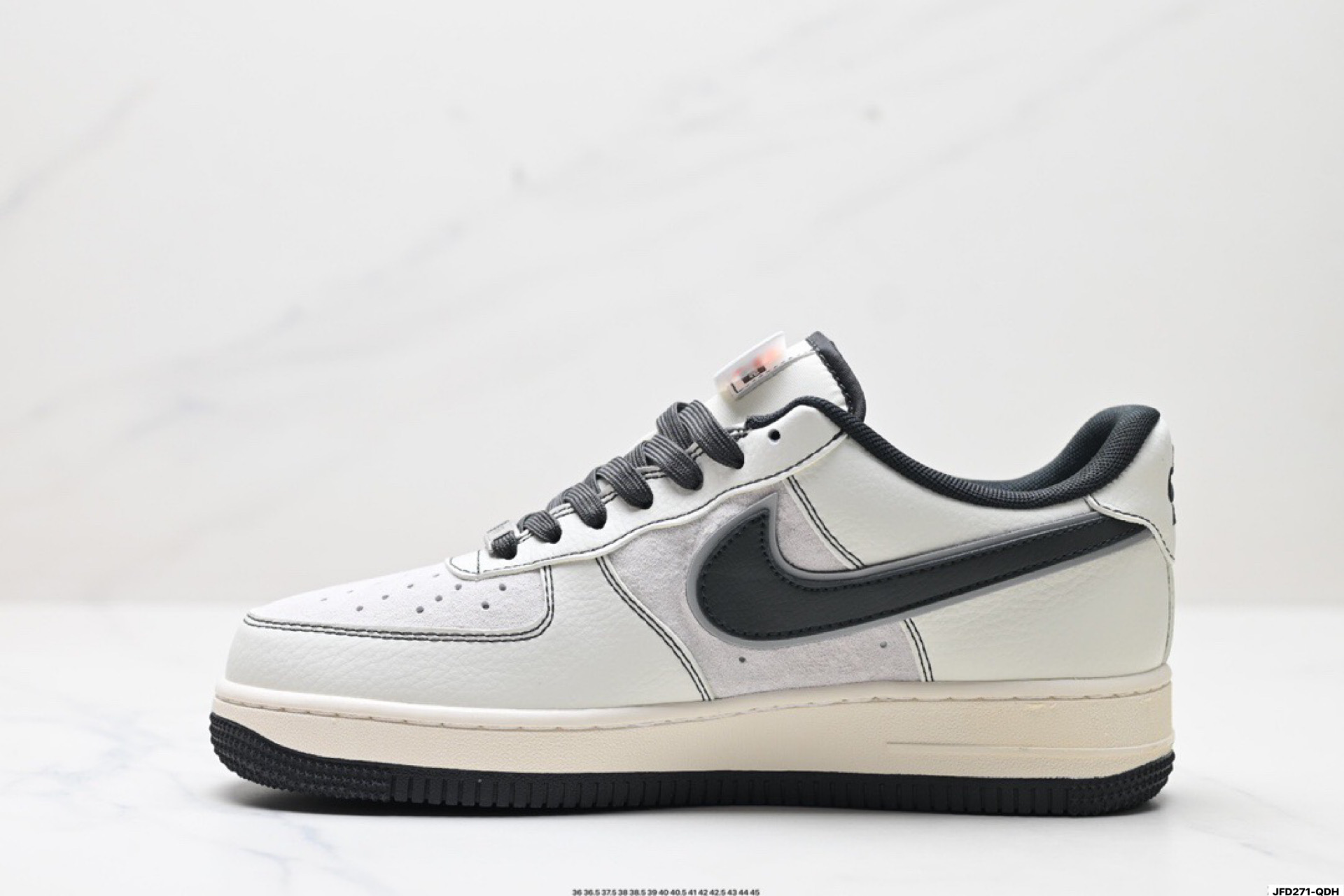 NIKE AIR FORCE 1‘07 DD8959-100 NIKE AIR FORCE 1‘07 DD8959-100