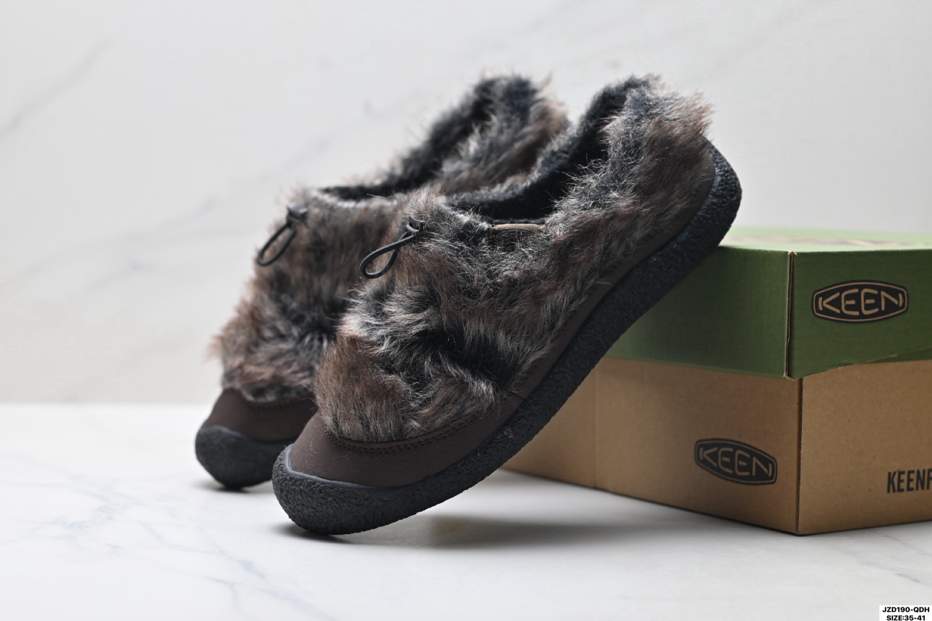 160 KEEN科恩 Howser 3 Slide 保暖舒适 户外日常 厚底一脚蹬 防滑耐磨 低帮休闲鞋 1022258