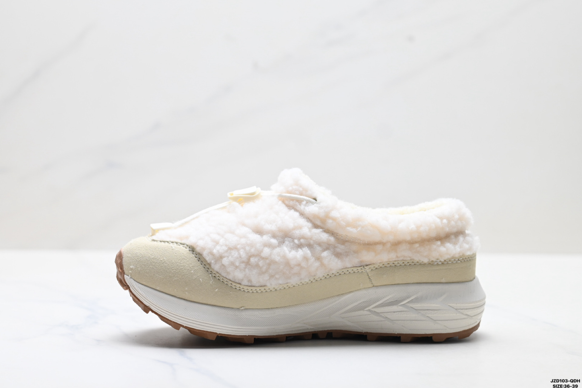 Asics Gel-Sonoma WT 亚瑟士 泰迪毛毛拖 时尚复古 一脚蹬减震 保暖休闲鞋 1203B036-100