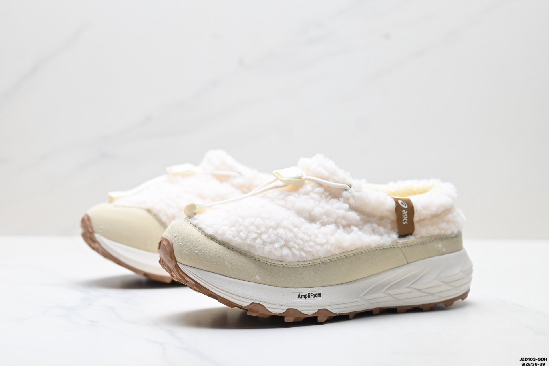 Asics Gel-Sonoma WT 亚瑟士 泰迪毛毛拖 时尚复古 一脚蹬减震 保暖休闲鞋 1203B036-100