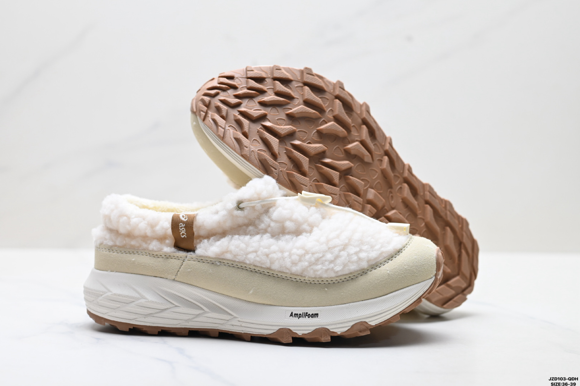 Asics Gel-Sonoma WT 亚瑟士 泰迪毛毛拖 时尚复古 一脚蹬减震 保暖休闲鞋 1203B036-100