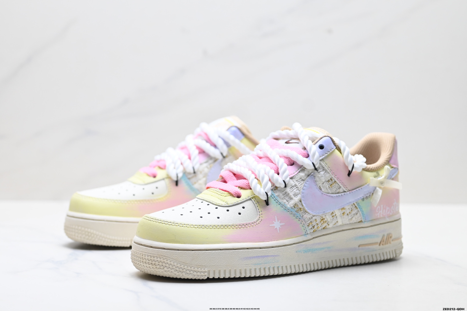 NIKE AIR FORCE 1‘07 FJ7740-120