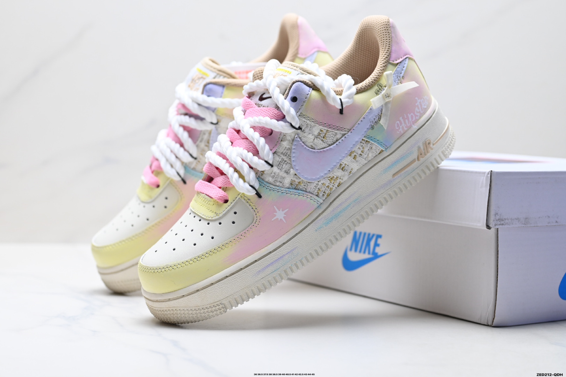 NIKE AIR FORCE 1‘07 FJ7740-120