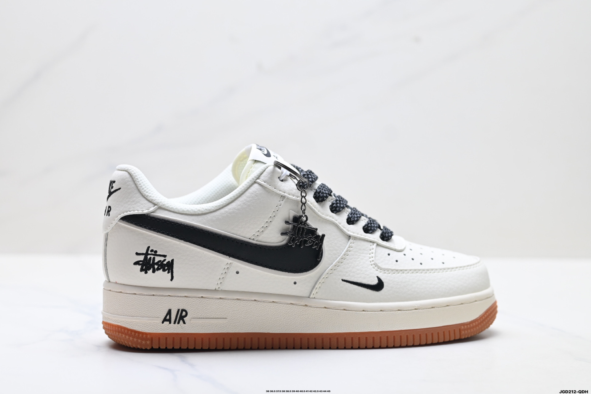NIKE AIR FORCE 1‘07 LV8 XZ6188-339