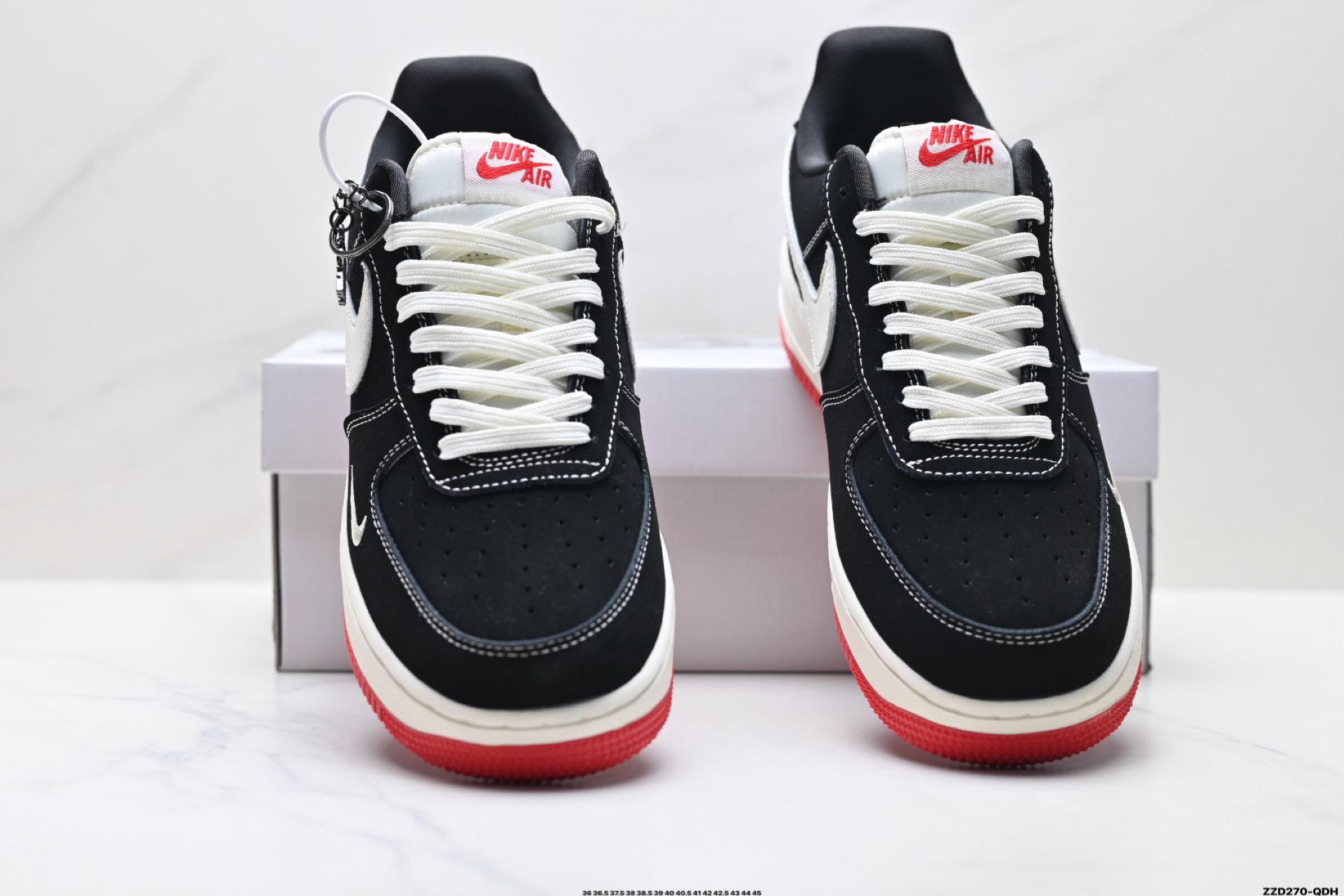 NIKE AIR FORCE 1‘07 LV8 DF0188-118