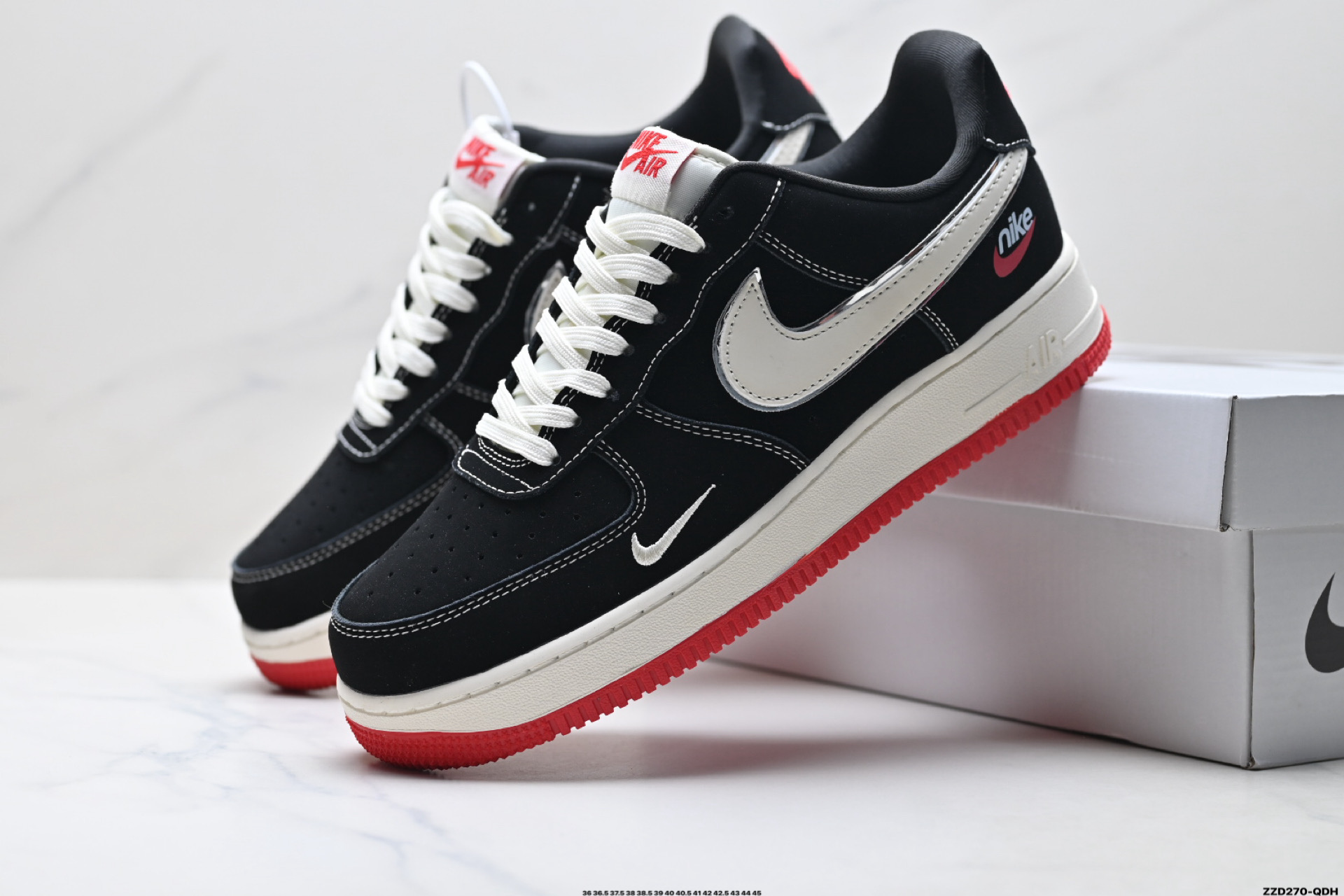 NIKE AIR FORCE 1‘07 LV8 DF0188-118