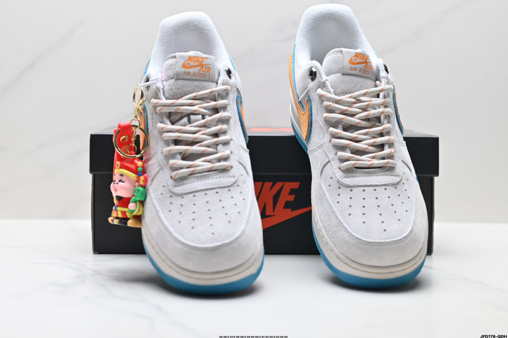 NIKE AIR FORCE 1‘07 LV8 DY9867-108 NIKE AIR FORCE 1‘07 LV8 DY9867-108