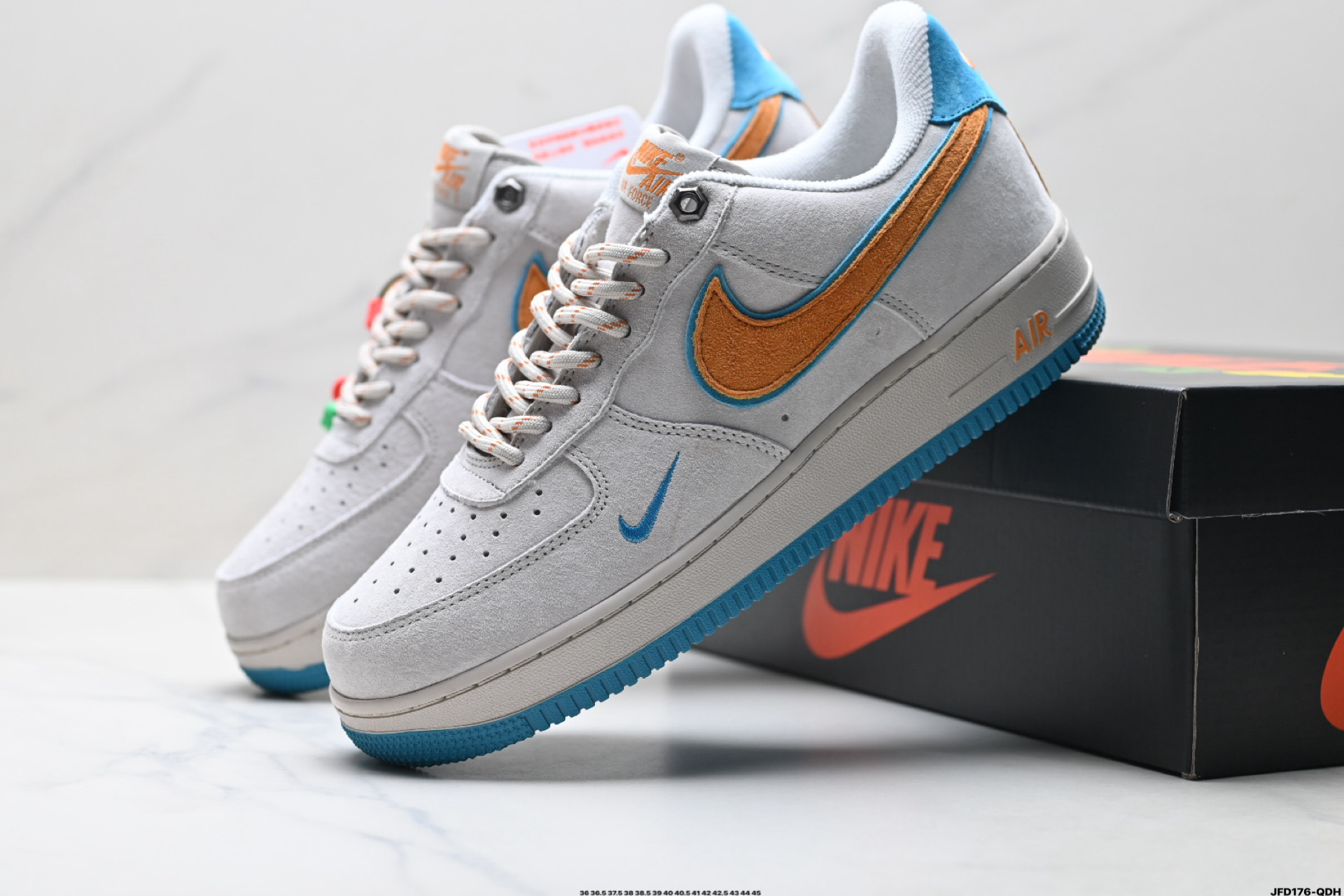 NIKE AIR FORCE 1‘07 LV8 DY9867-108 NIKE AIR FORCE 1‘07 LV8 DY9867-108