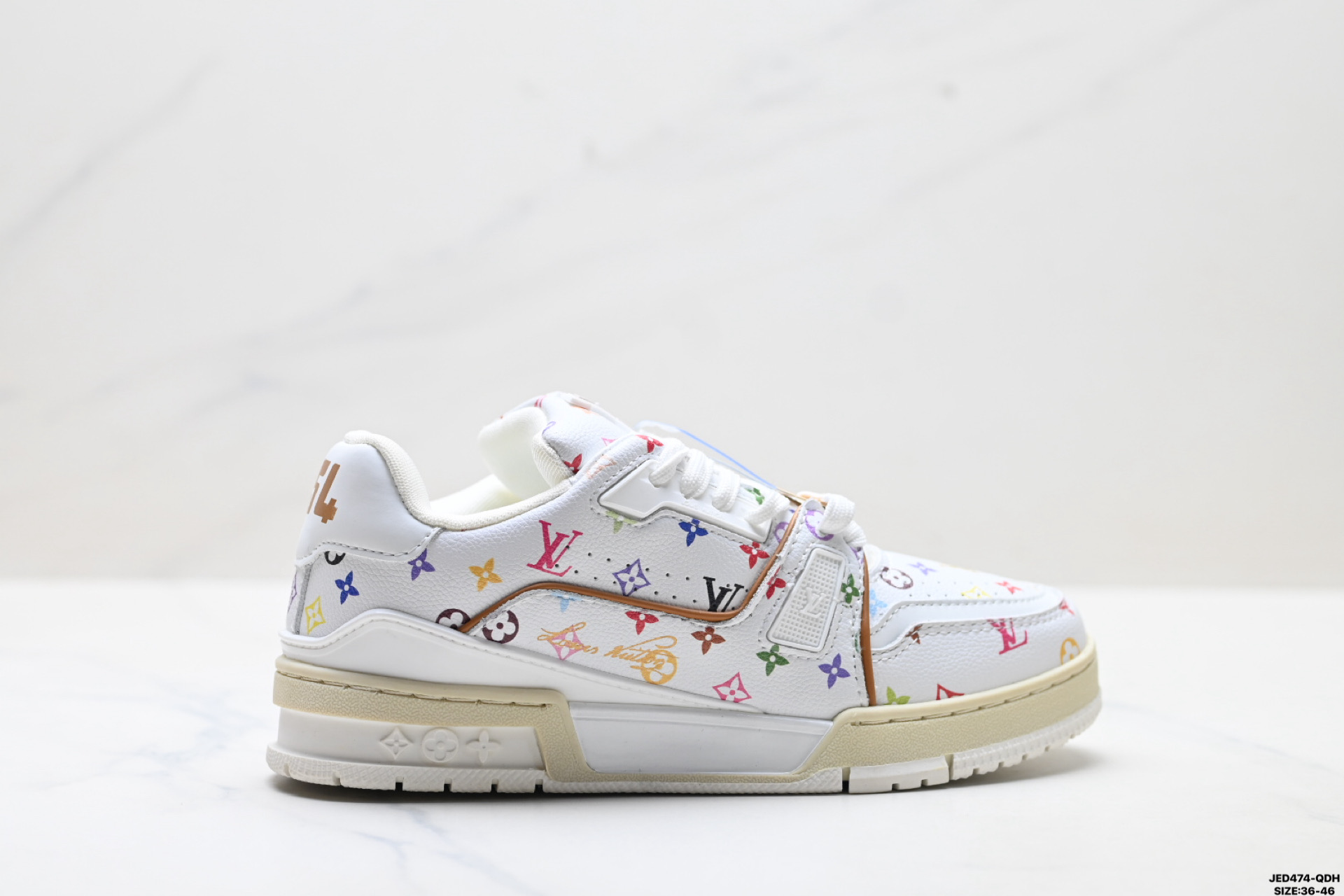 Louis Vuitton Trainer: נעלי סניקרס אופנתיות לגברים – נוחות וסגנון