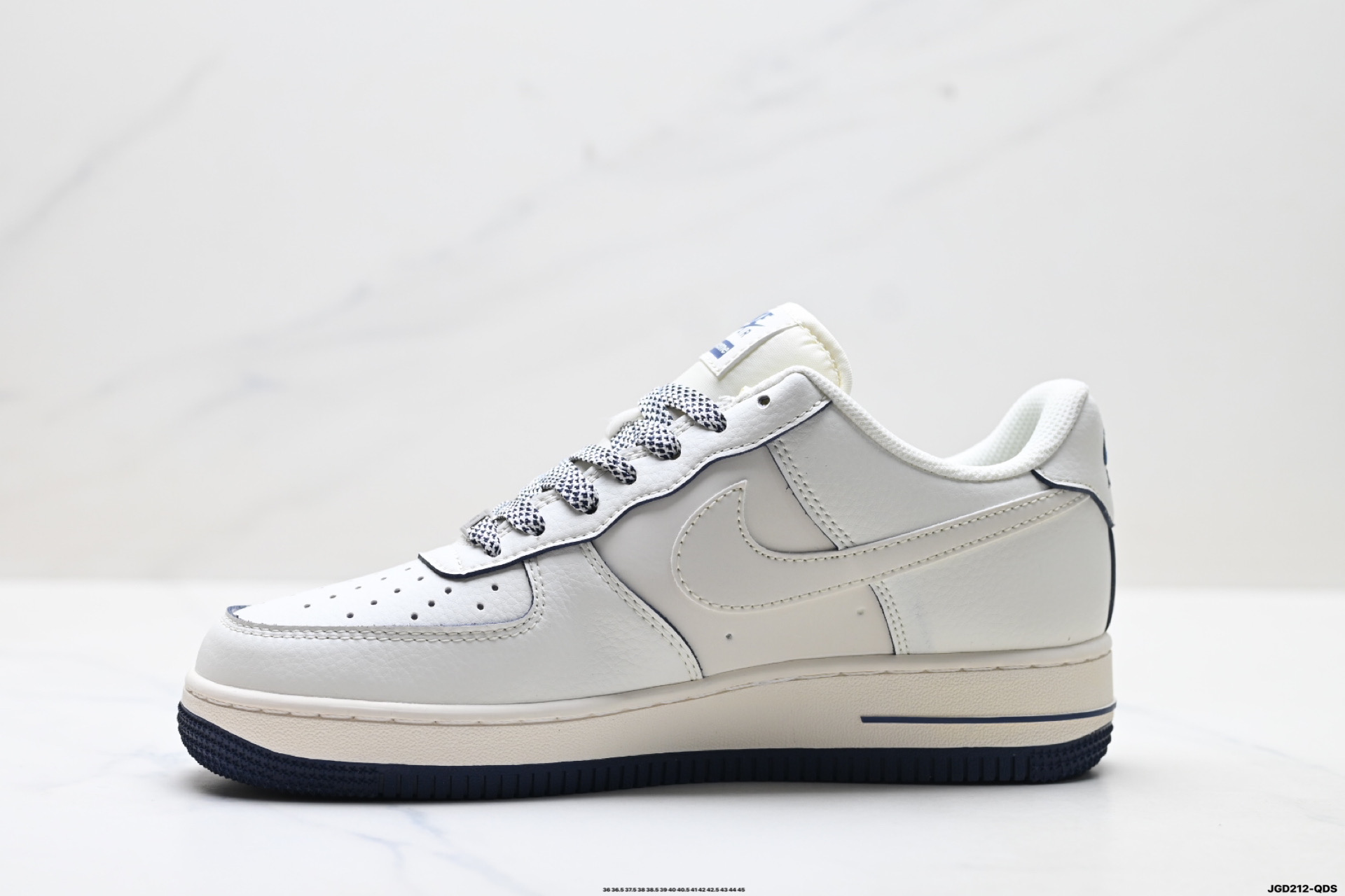 NIKE AIR FORCE 1‘07 LV8 XZ6188-888
