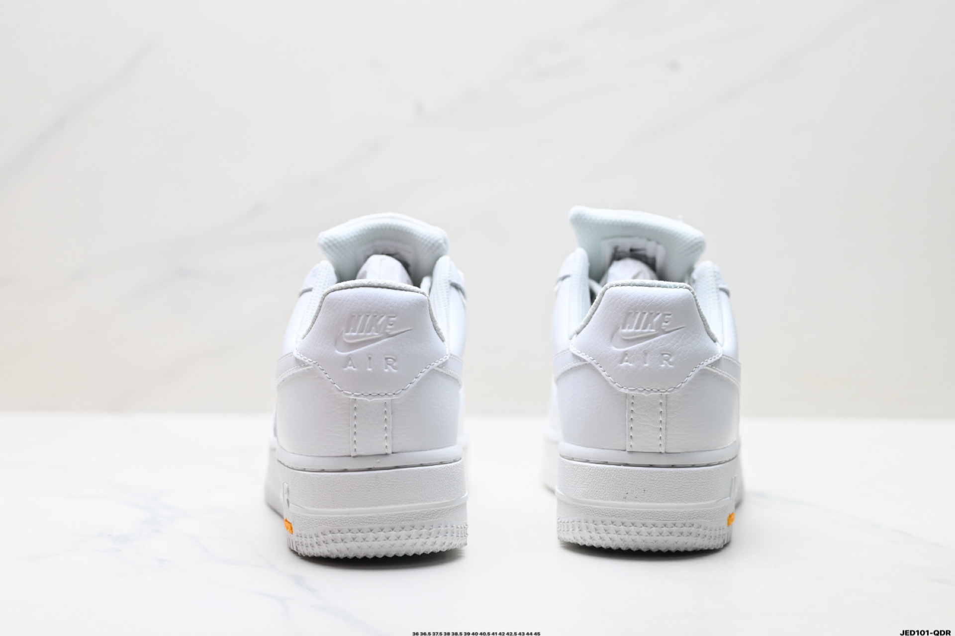 耐克Nike AIR FORCE 1’07空军一号低帮百搭休闲运动板鞋 HV5953-100