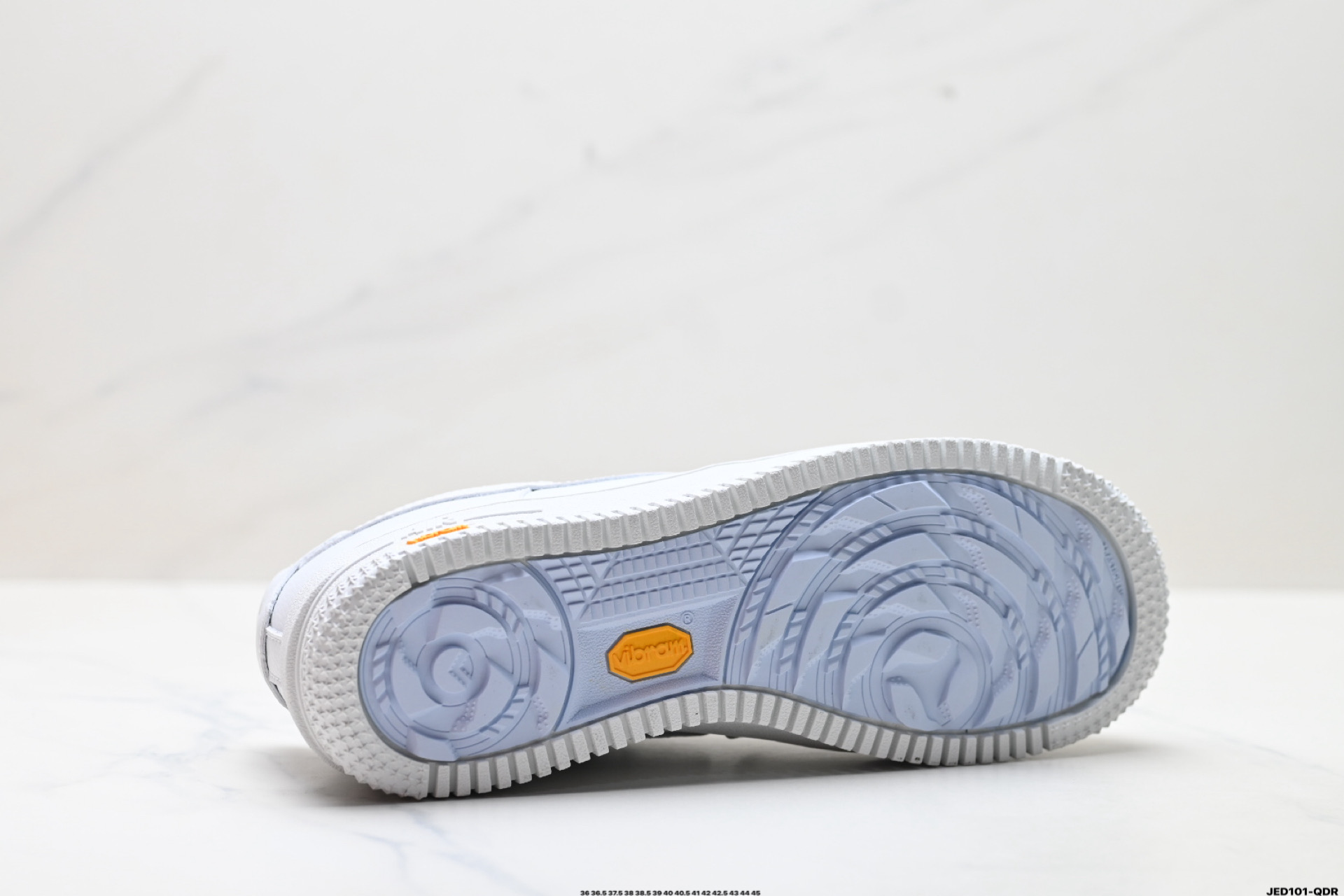 耐克Nike AIR FORCE 1’07空军一号低帮百搭休闲运动板鞋 HV5953-100