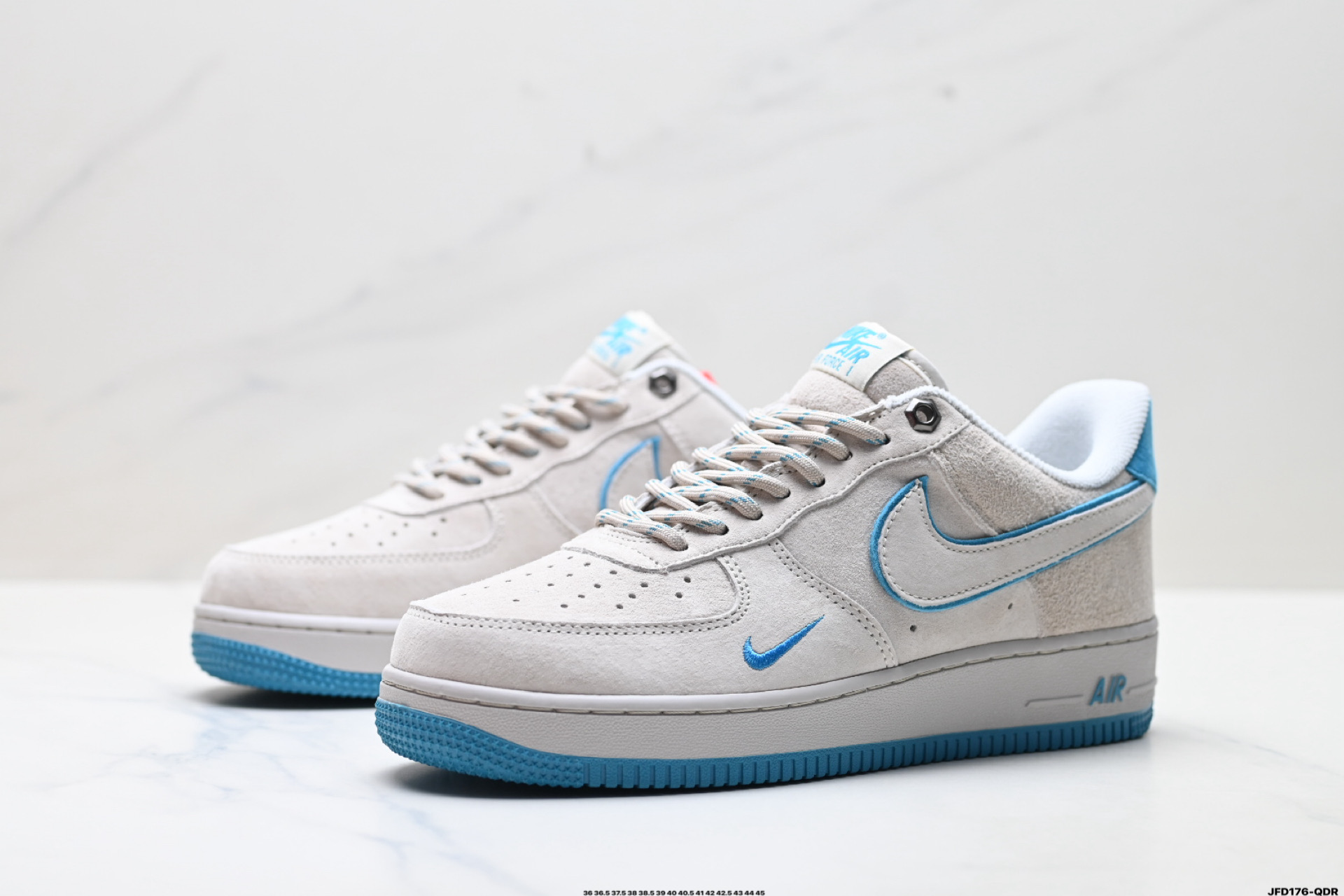 NIKE AIR FORCE 1‘07 LV8 DY9867-109