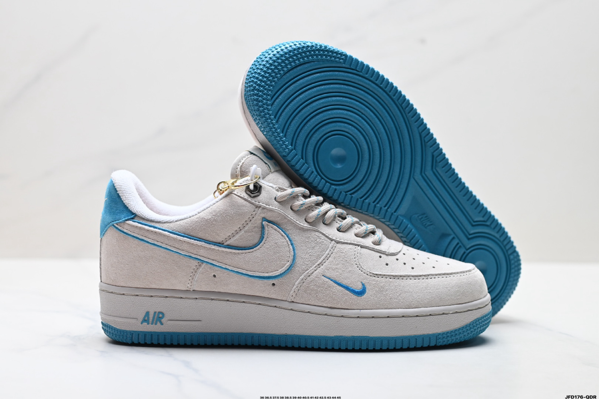 NIKE AIR FORCE 1‘07 LV8 DY9867-109