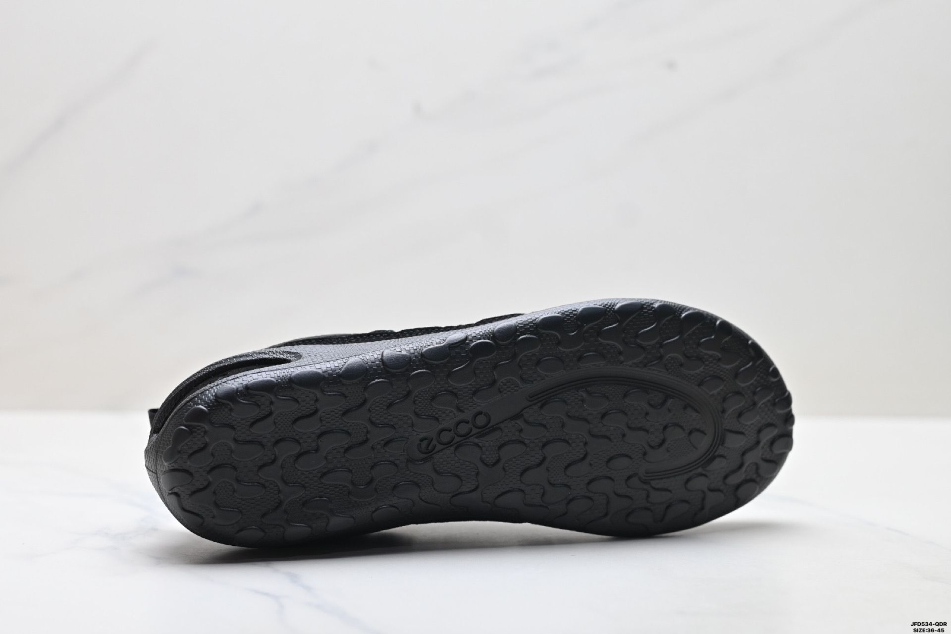 Ecco爱步 BIOM LITE W 舒适百搭户外时尚 低帮生活休闲鞋 802433-604