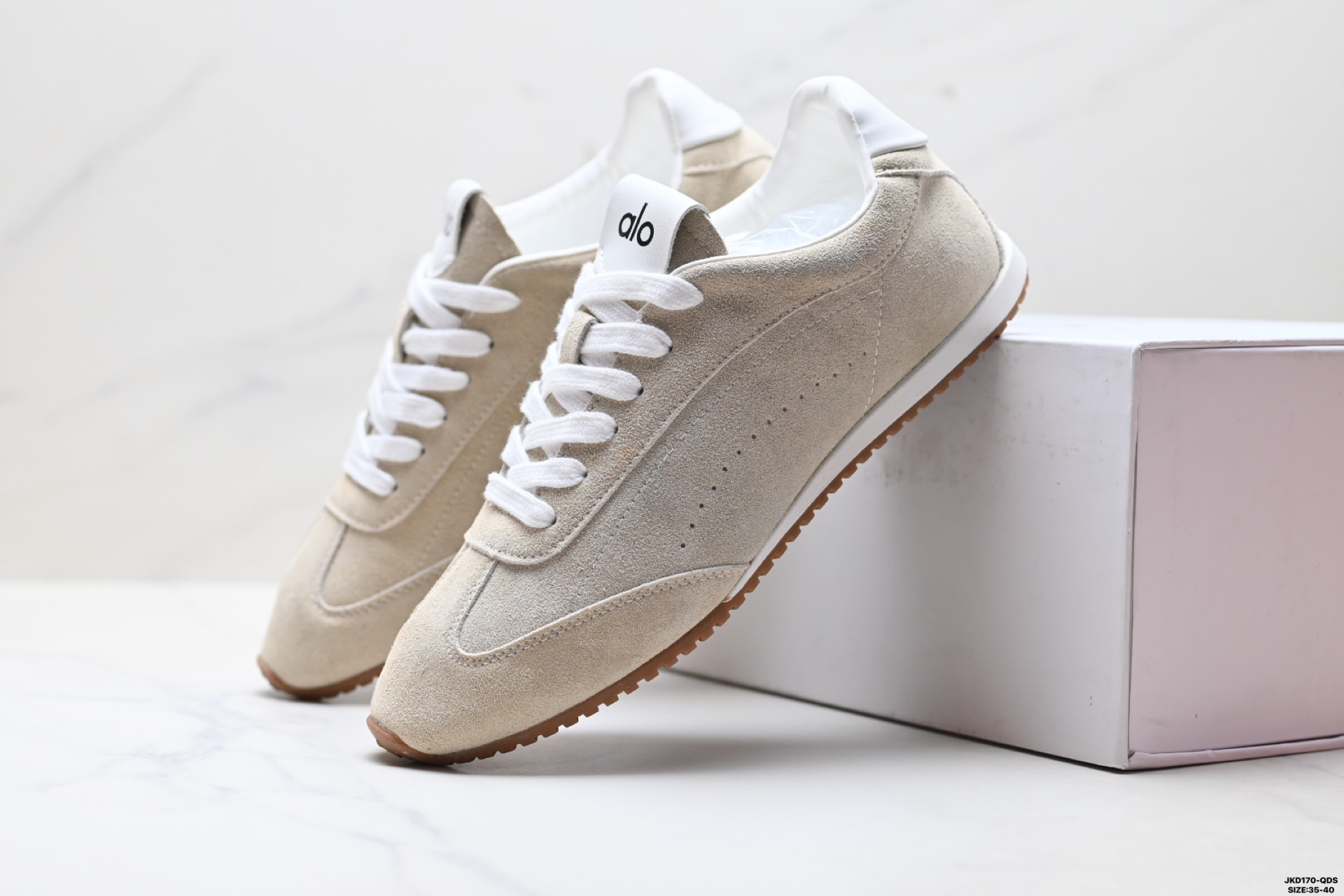 Alo Yoga Sunset Sneaker 休闲城市通勤 舒适生活休闲鞋