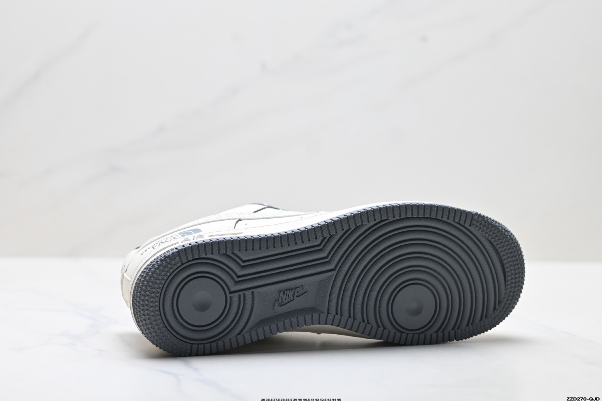 270 NIKE AIR FORCE 1‘07 LV8 JP8078-058