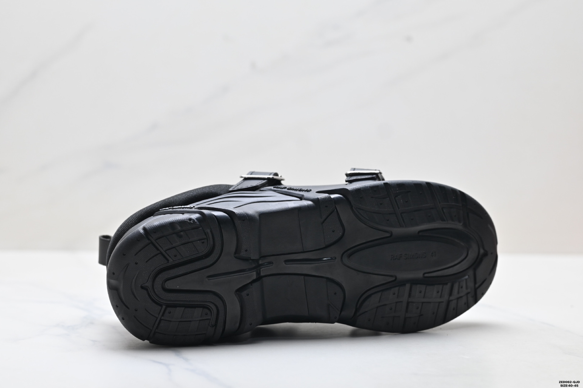 280 RAF SIMONS CYLON-21 潮流运动 织物皮革 圆头系带 低帮休闲鞋 HR740004L-0003