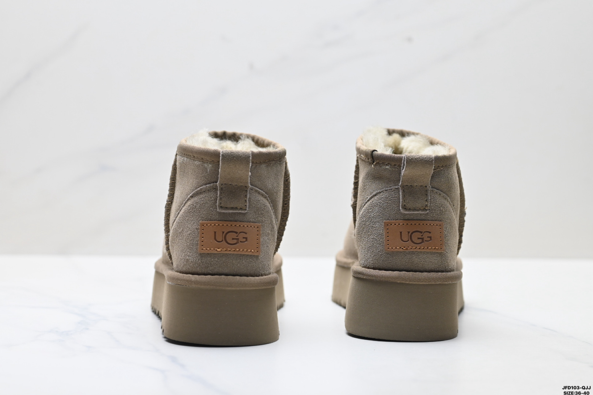 190 UGG CLASSIC ULTRA MINI PLATFORM 轻便舒适 麂皮 中帮保暖雪地靴 1135093-Chinese UA Cheap High Quatity Brand Clothes Bags handbags Sneakers wholesale wholesaler seller from China Factory suppliers Fashion Clothing Shoes best Quality Beautiful Price 190 UGG CLASSIC ULTRA MINI PLATFORM 轻便舒适 麂皮 中帮保暖雪地靴 1135093