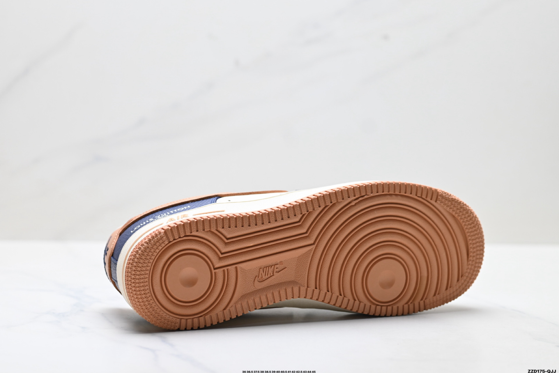 270 NIKE AIR FORCE 1‘07 LV8 NH0601-585