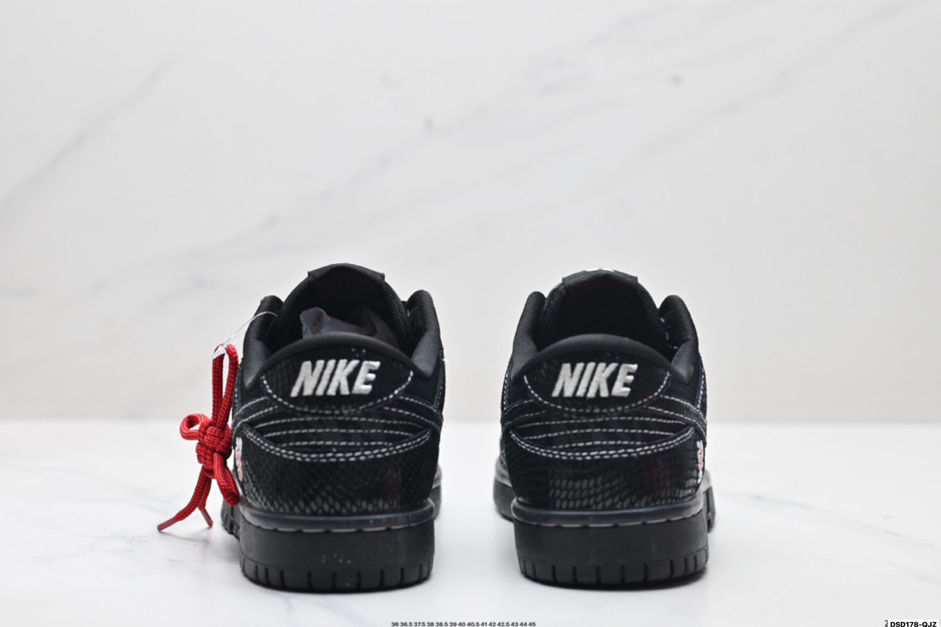 特价‼️💰120
公司级✅Nike Dunk Low Retro &lsquo;DIY高端定制&rsquo;耐克 低帮休闲运动板鞋
原装头层材料 用料绝不含糊 独家版型蒸餾加工帶來的是更好的视觉和脚感体验 清洁度 电绣工艺 皮料切割干净无任何毛边 细节完美
货号:MM1089-031
尺码:36 36.5 37.5 38 38.5 39 40 40.5 41 42 42.5 43 44 45
ID:DSD178-QJZ