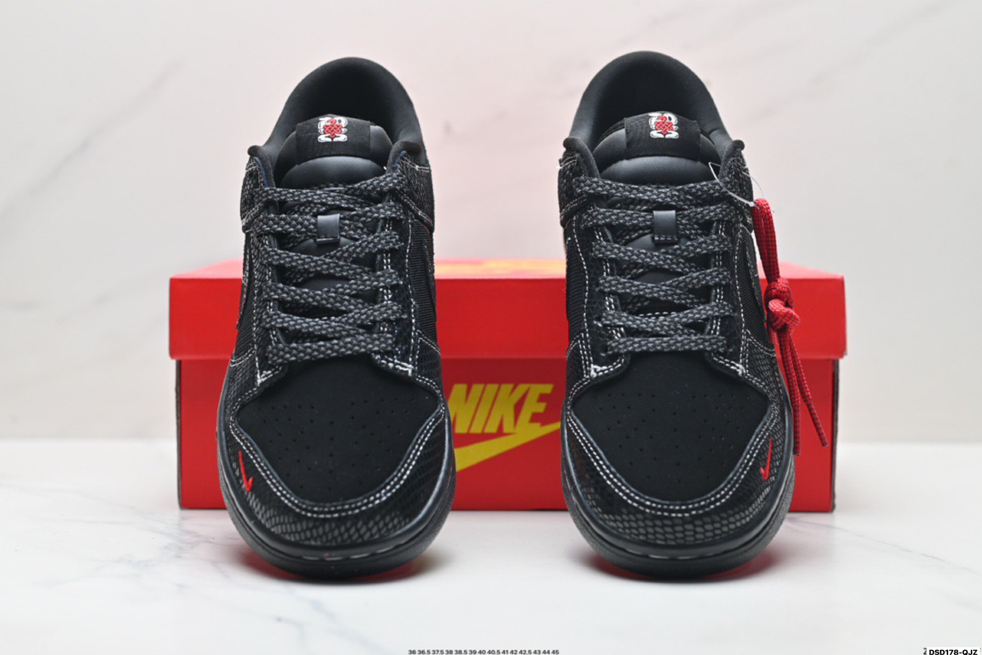 特价‼️💰120
公司级✅Nike Dunk Low Retro &lsquo;DIY高端定制&rsquo;耐克 低帮休闲运动板鞋
原装头层材料 用料绝不含糊 独家版型蒸餾加工帶來的是更好的视觉和脚感体验 清洁度 电绣工艺 皮料切割干净无任何毛边 细节完美
货号:MM1089-031
尺码:36 36.5 37.5 38 38.5 39 40 40.5 41 42 42.5 43 44 45
ID:DSD178-QJZ