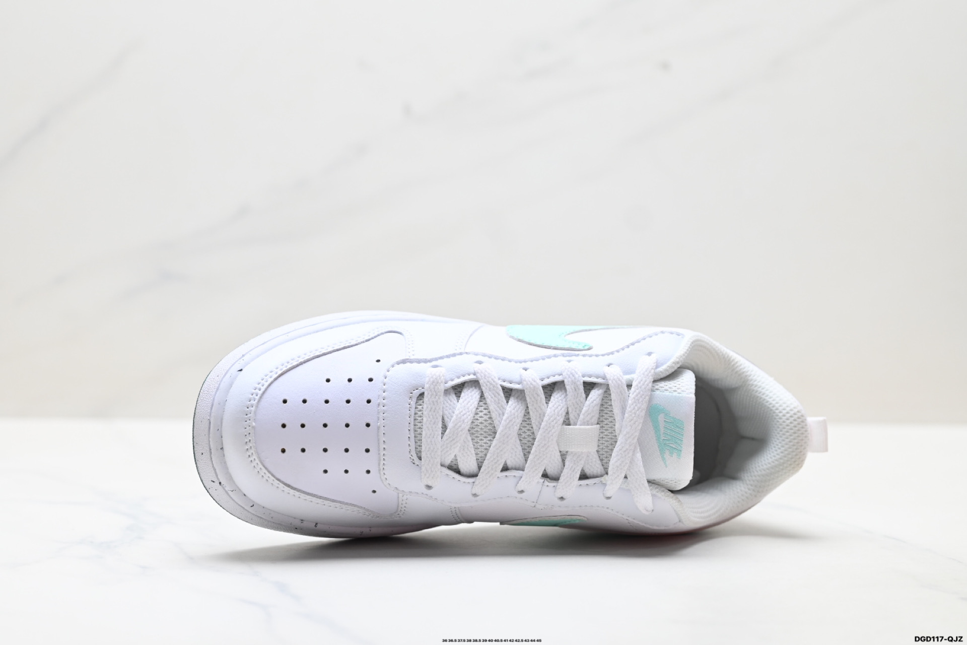 💰100
真标✅耐克 NIKE COURT BOROUGH 低帮百搭透气休闲运动板鞋，经典耐用的设计，兼顾舒适脚感和出众风范，演绎匠心之作。结构性的支撑贴合感结合复古篮球设计，塑就场外全明星风范。
货号:FN3687-181
尺码:36 36.5 37.5 38 38.5 39 40 40.5 41 42 42.5 43 44 45
ID:DGD117-QJZ