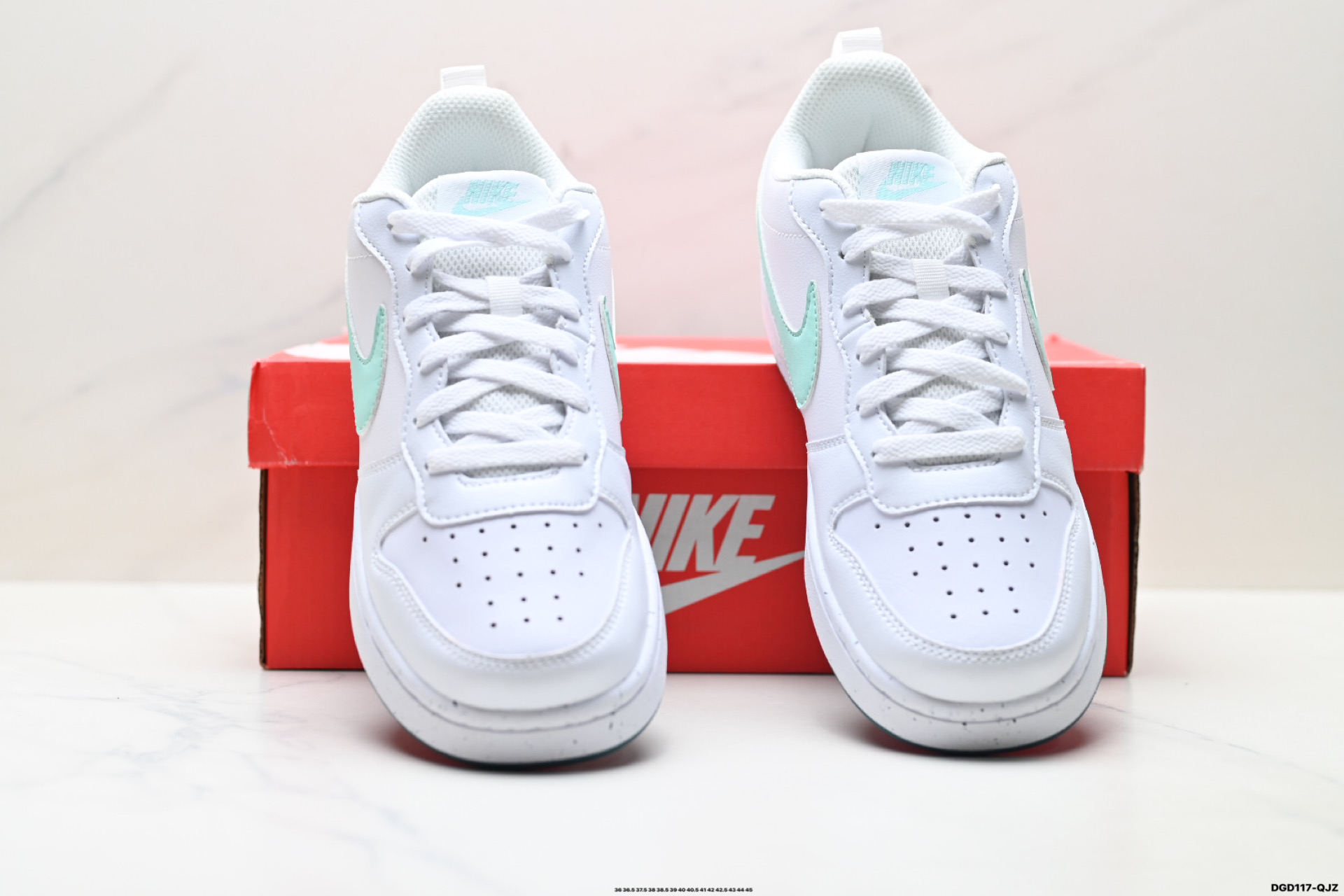 💰100
真标✅耐克 NIKE COURT BOROUGH 低帮百搭透气休闲运动板鞋，经典耐用的设计，兼顾舒适脚感和出众风范，演绎匠心之作。结构性的支撑贴合感结合复古篮球设计，塑就场外全明星风范。
货号:FN3687-181
尺码:36 36.5 37.5 38 38.5 39 40 40.5 41 42 42.5 43 44 45
ID:DGD117-QJZ