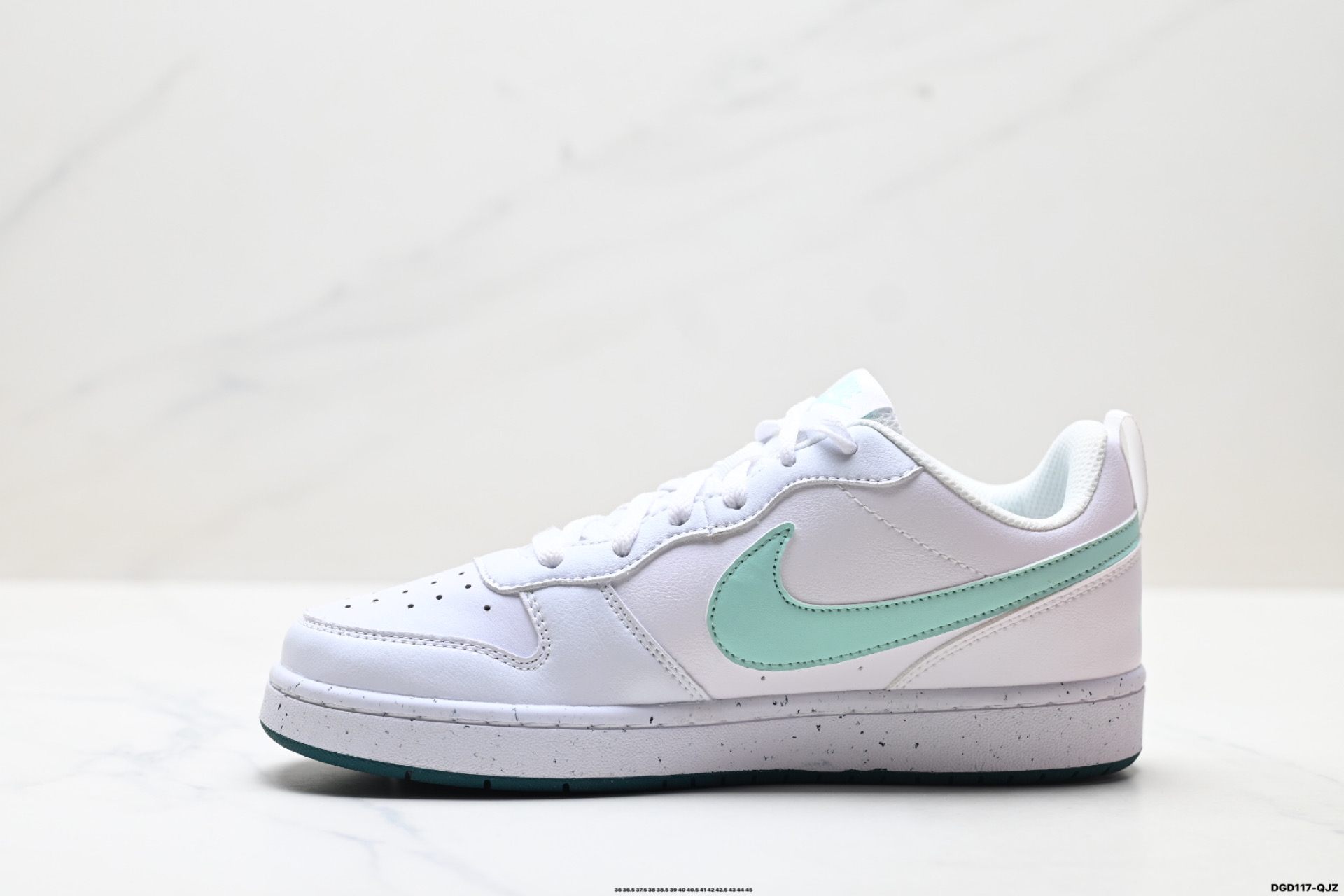 💰100
真标✅耐克 NIKE COURT BOROUGH 低帮百搭透气休闲运动板鞋，经典耐用的设计，兼顾舒适脚感和出众风范，演绎匠心之作。结构性的支撑贴合感结合复古篮球设计，塑就场外全明星风范。
货号:FN3687-181
尺码:36 36.5 37.5 38 38.5 39 40 40.5 41 42 42.5 43 44 45
ID:DGD117-QJZ