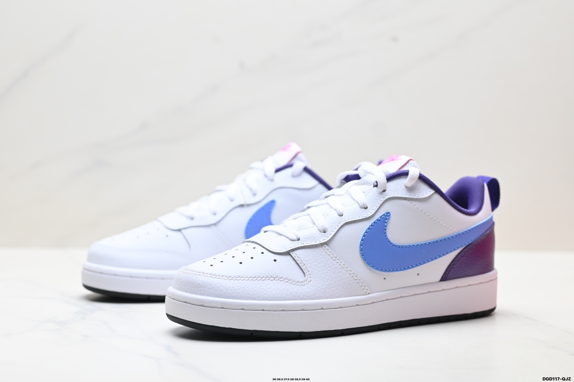 💰100
真标✅耐克 NIKE COURT BOROUGH 低帮百搭透气休闲运动板鞋，经典耐用的设计，兼顾舒适脚感和出众风范，演绎匠心之作。结构性的支撑贴合感结合复古篮球设计，塑就场外全明星风范。
货号:FN3687-181
尺码:36 36.5 37.5 38 38.5 39 40
ID:DGD117-QJZ