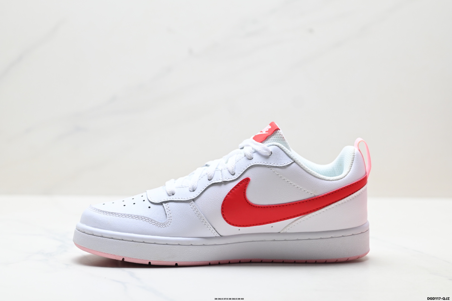 💰100
真标✅耐克 NIKE COURT BOROUGH 低帮百搭透气休闲运动板鞋，经典耐用的设计，兼顾舒适脚感和出众风范，演绎匠心之作。结构性的支撑贴合感结合复古篮球设计，塑就场外全明星风范。
货号:FN3687-181
尺码:36 36.5 37.5 38 38.5 39 40
ID:DGD117-QJZ