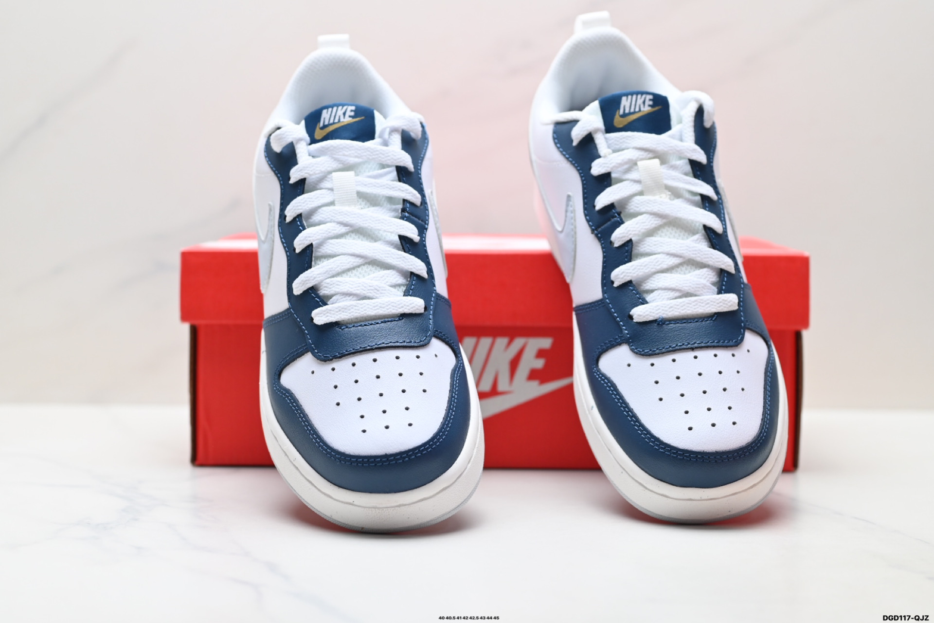 💰100
真标✅耐克 NIKE COURT BOROUGH 低帮百搭透气休闲运动板鞋，经典耐用的设计，兼顾舒适脚感和出众风范，演绎匠心之作。结构性的支撑贴合感结合复古篮球设计，塑就场外全明星风范。
货号:BQ5448-119
尺码:40 40.5 41 42 42.5 43 44 45
ID:DGD117-QJZ