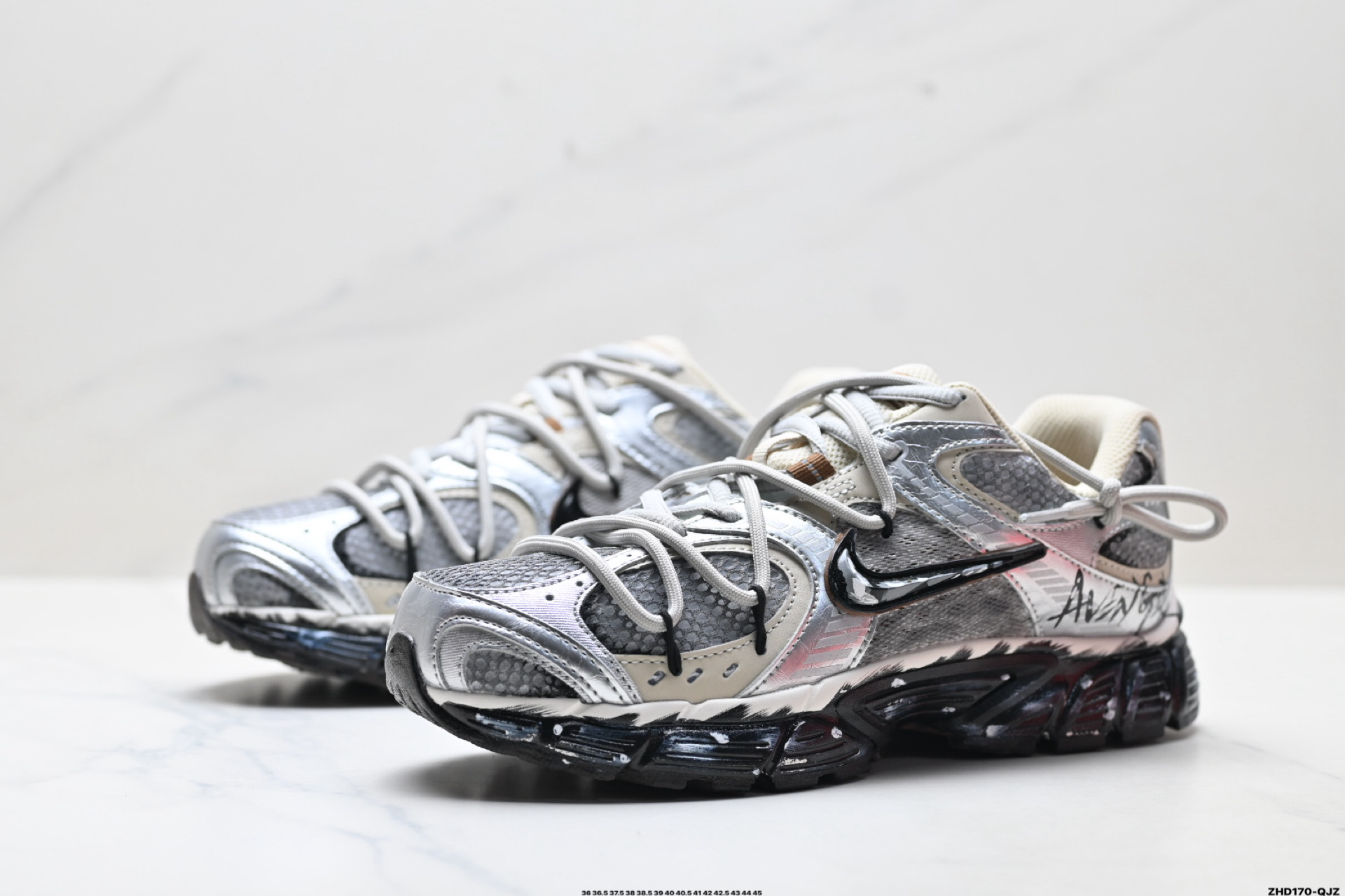 330 NIKE V5 RNR ’DIY’定制 Tekno耐克复古潮流百搭休闲运动旅游老爹鞋 HQ7901-102